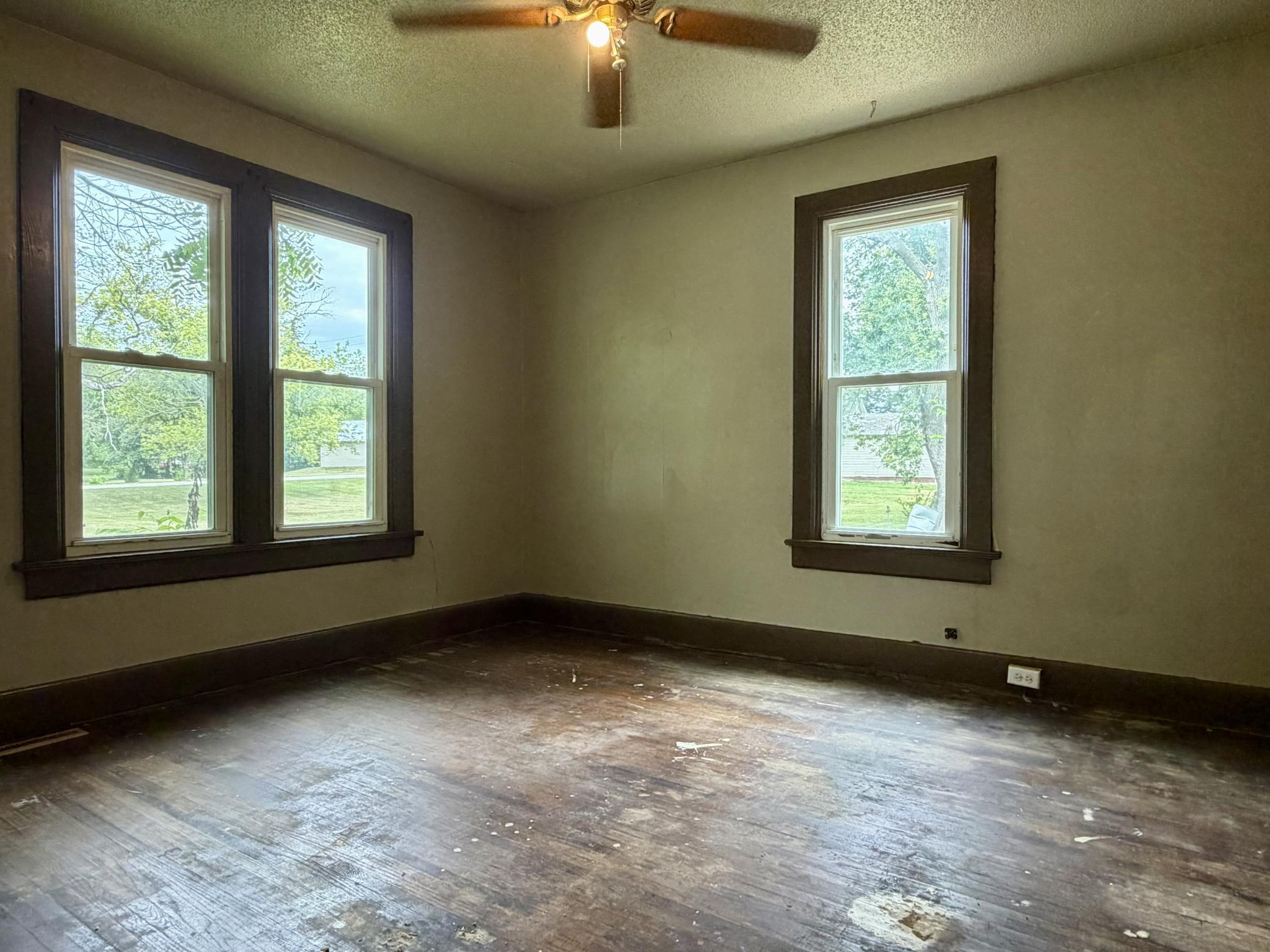 220 Sheridan Street Property Photo 27