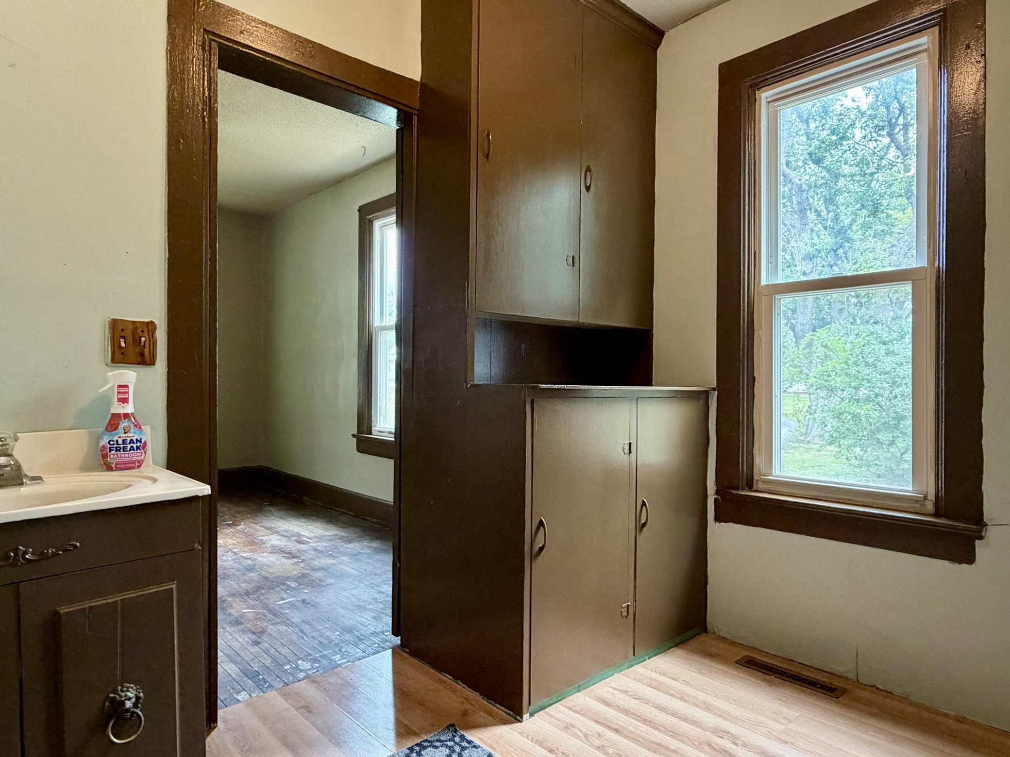 220 Sheridan Street Property Photo 29