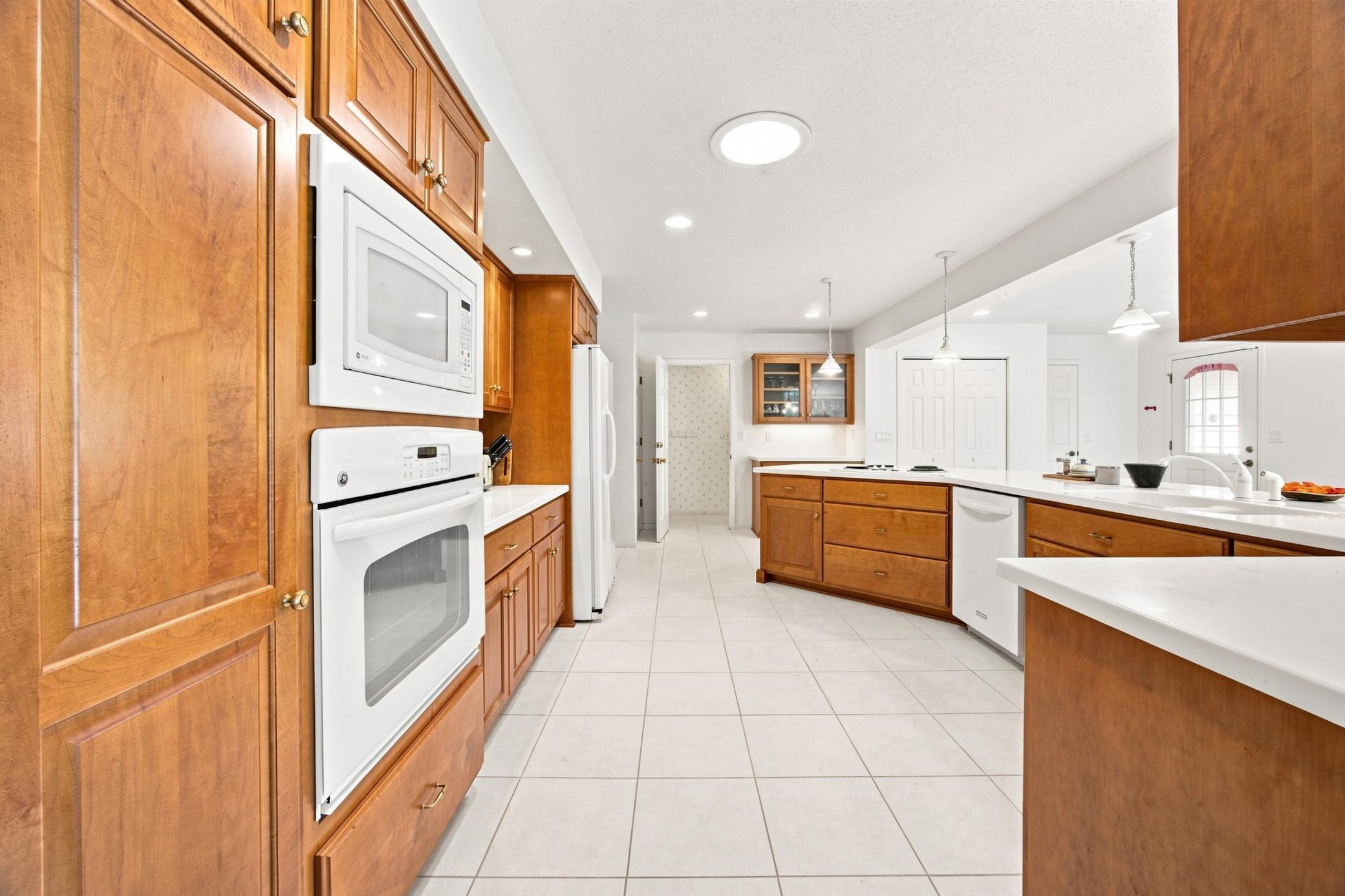 3206 Rivershore Drive S Property Photo 9