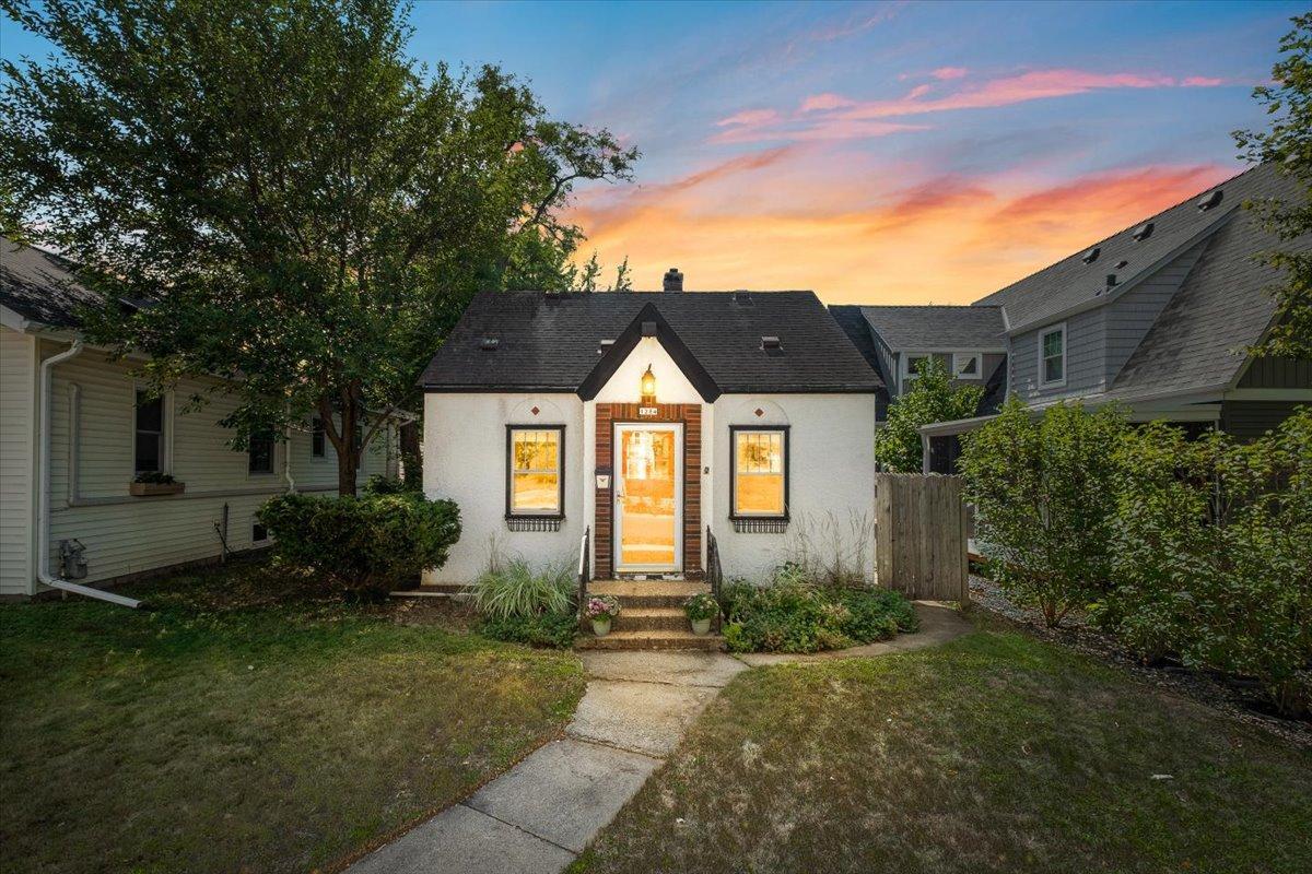 1284 Juno Avenue Property Photo 1
