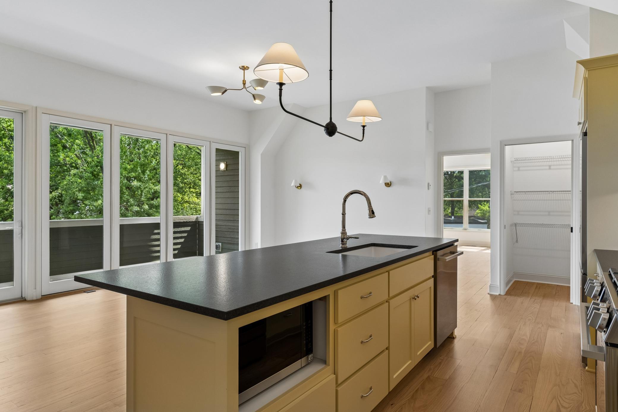 3711 Colgate Avenue 2 Property Photo 6