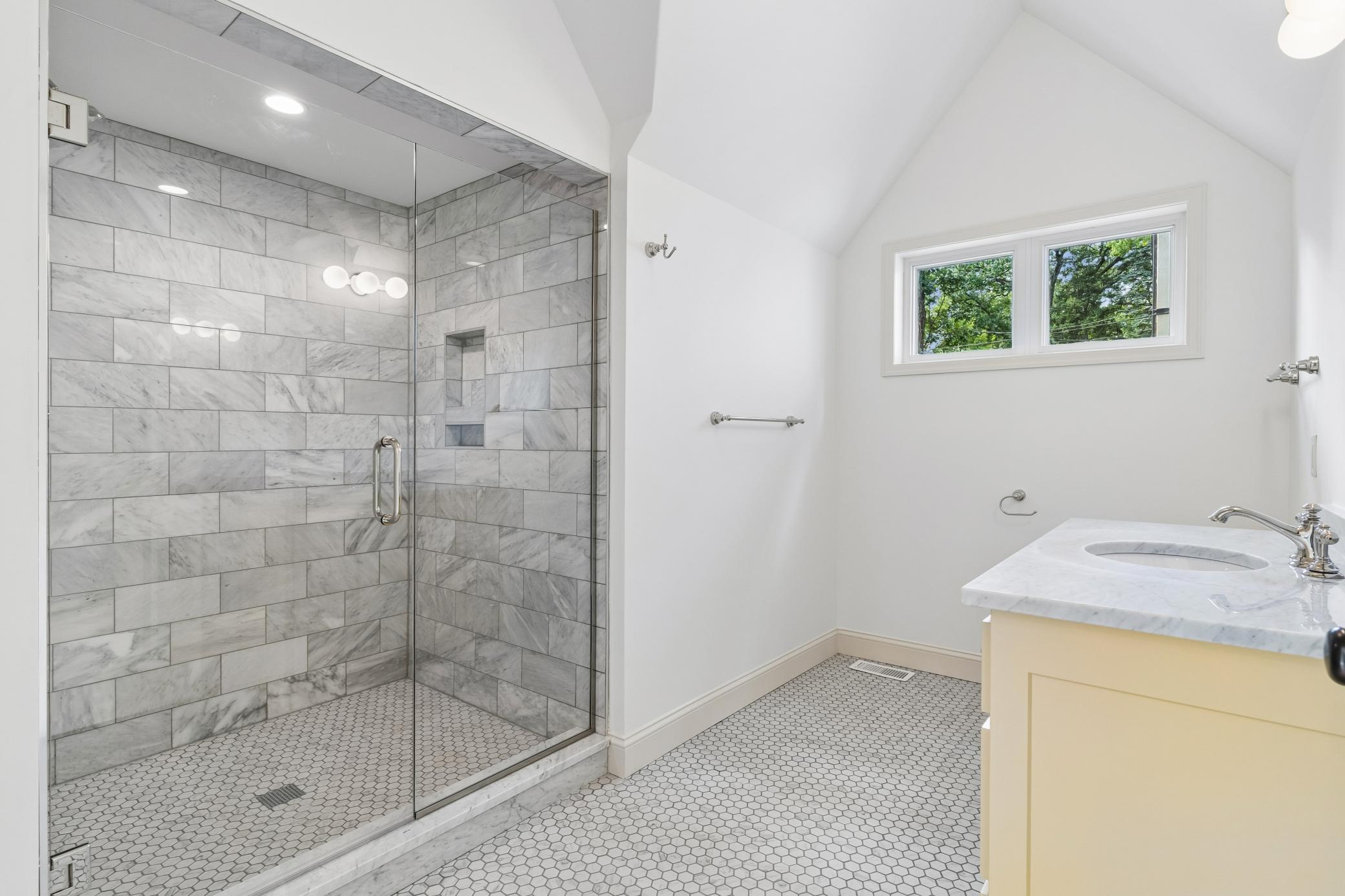 3711 Colgate Avenue 2 Property Photo 17