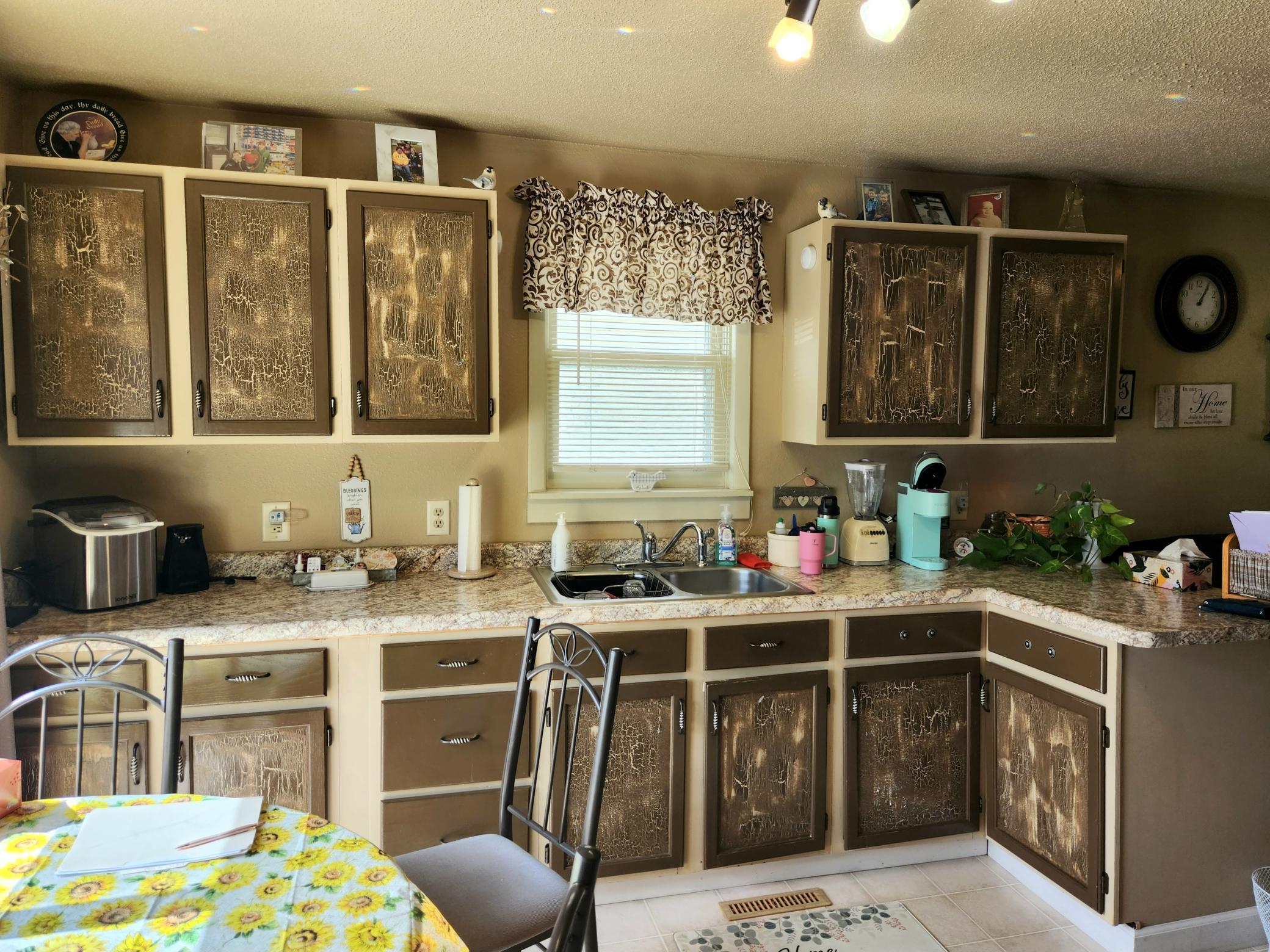119 13th Street W Property Photo 9