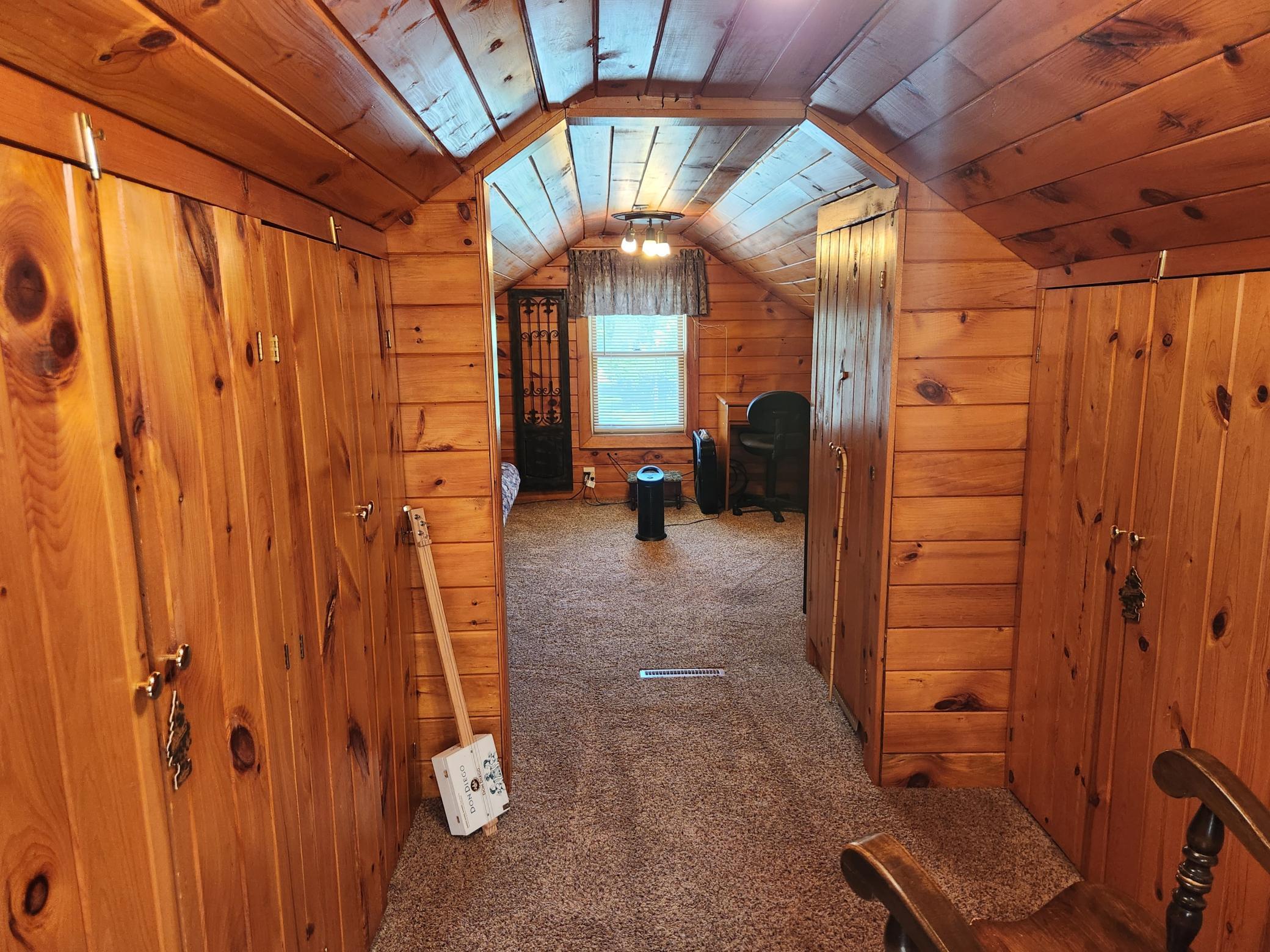 119 13th Street W Property Photo 15