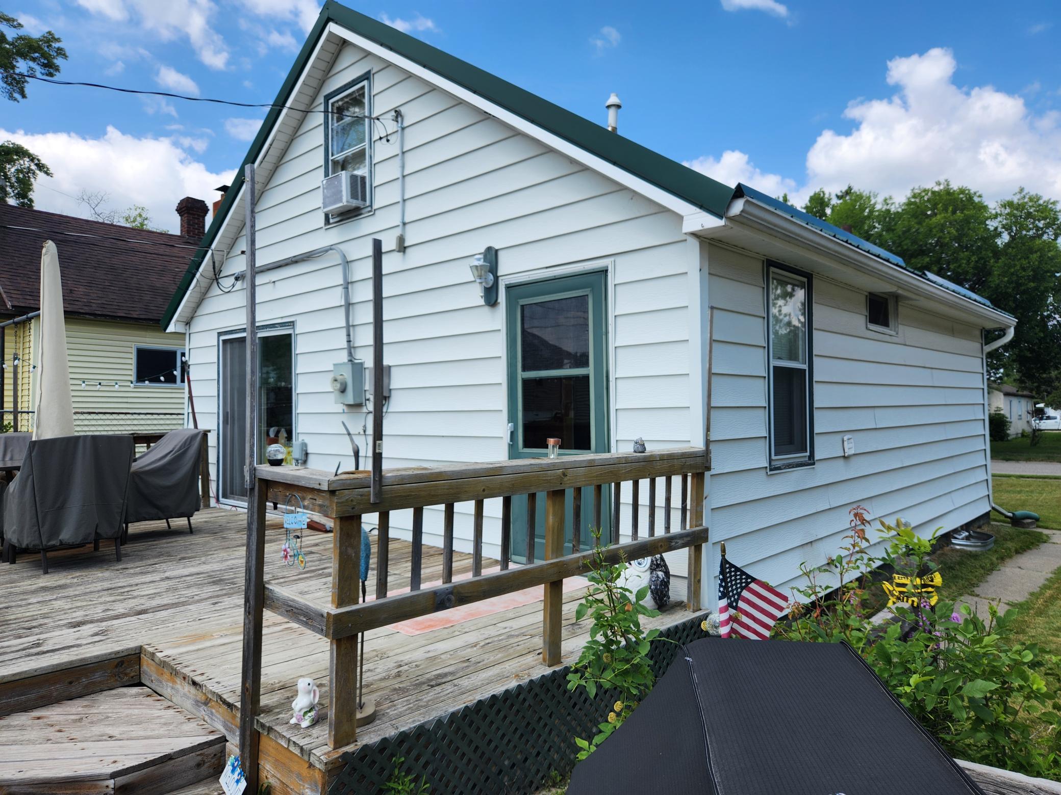 119 13th Street W Property Photo 19
