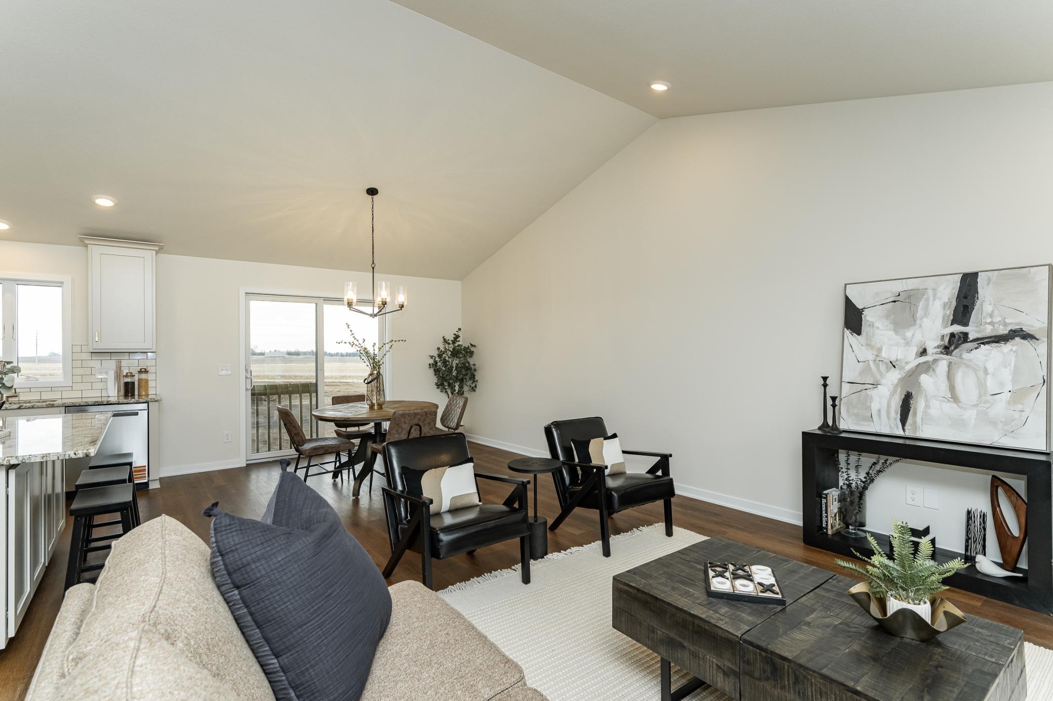 1602 21st Avenue Ne Property Photo 7