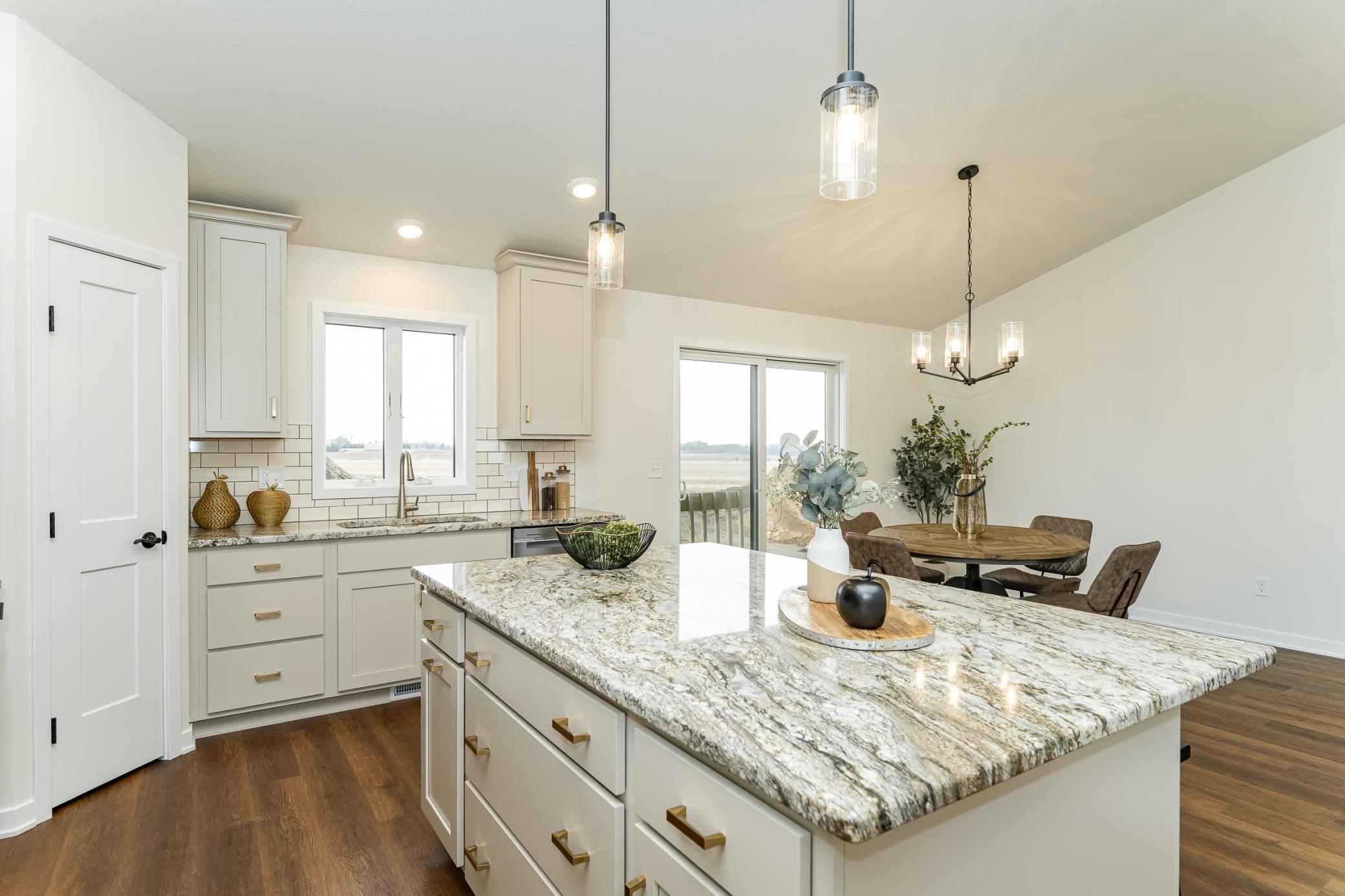 1602 21st Avenue Ne Property Photo 11