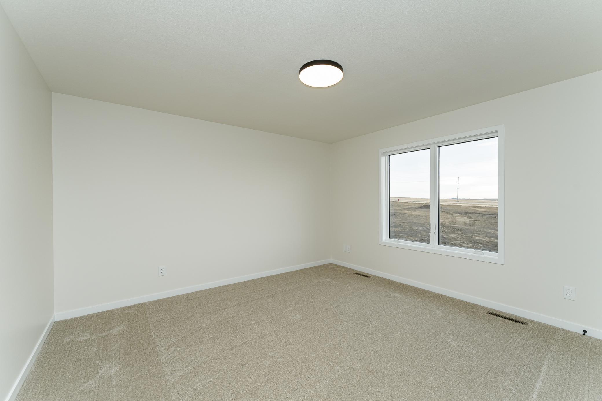 1602 21st Avenue Ne Property Photo 27