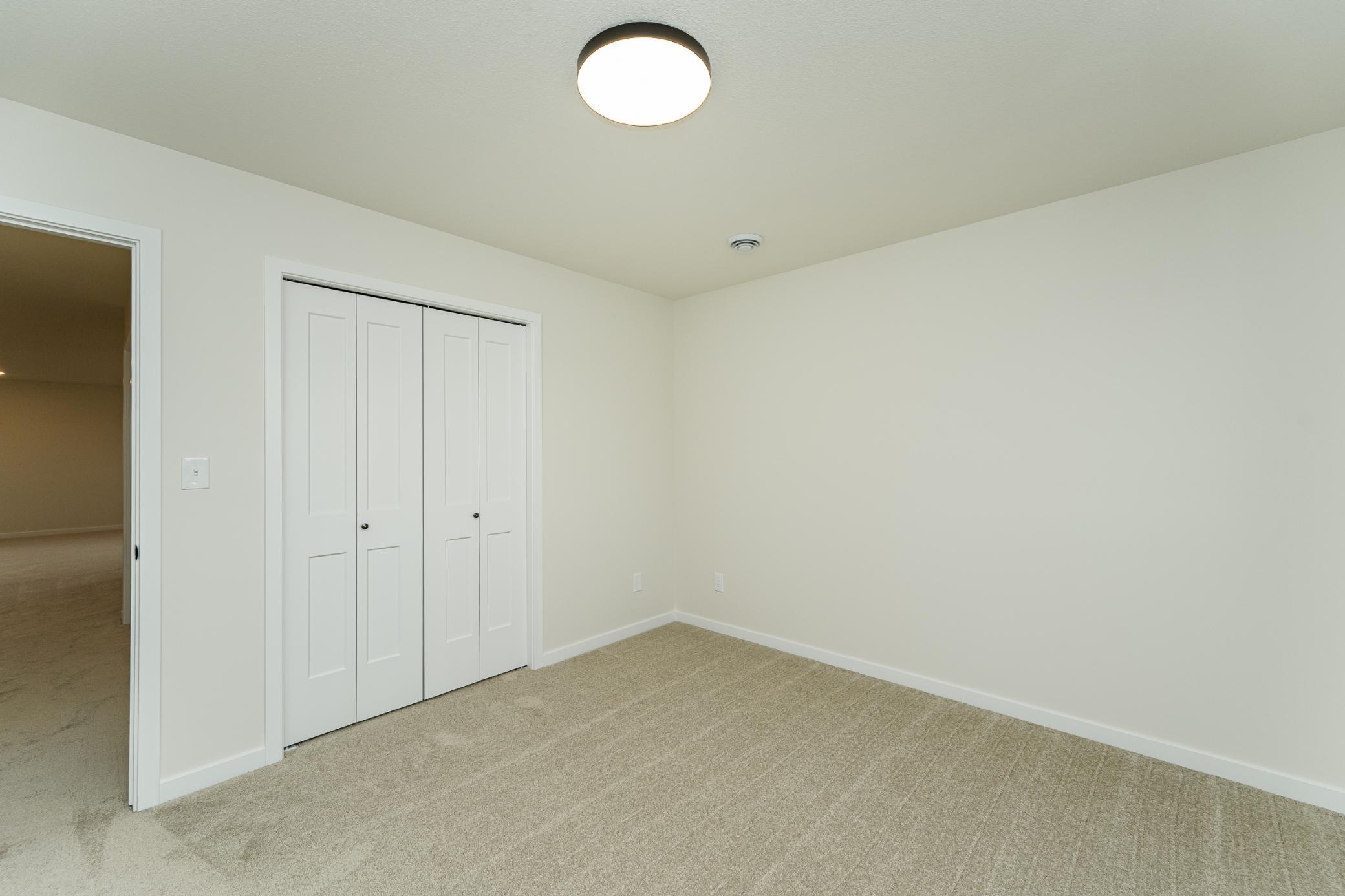 1602 21st Avenue Ne Property Photo 37