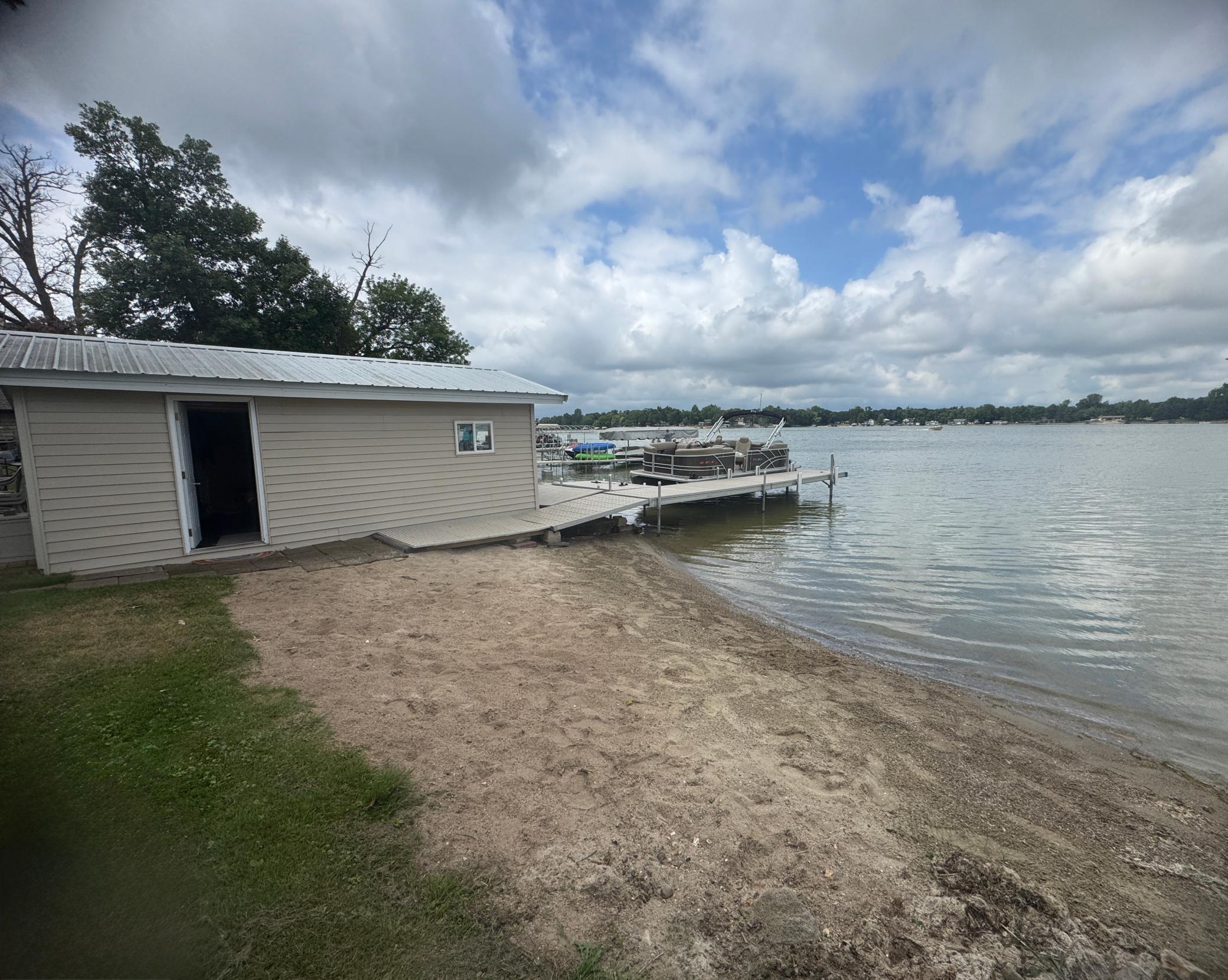 12090 Lake Street Se Property Photo 14
