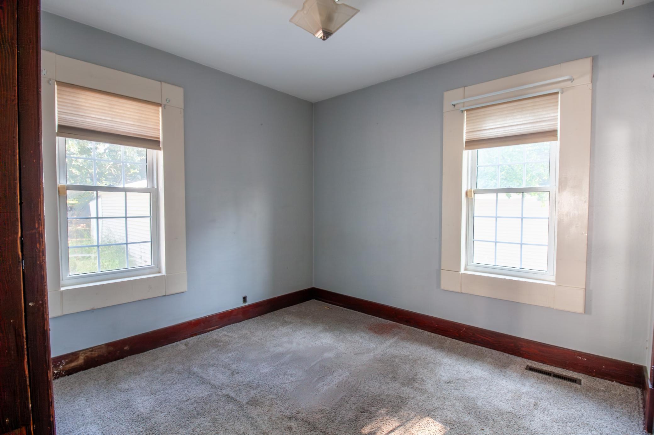 209 Cleveland Avenue E Property Photo 19