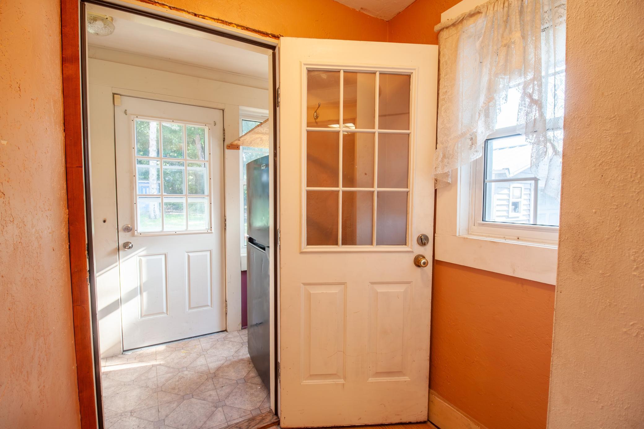 209 Cleveland Avenue E Property Photo 21