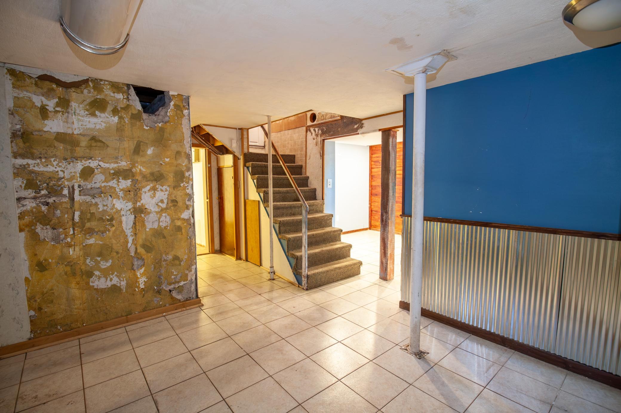 209 Cleveland Avenue E Property Photo 30