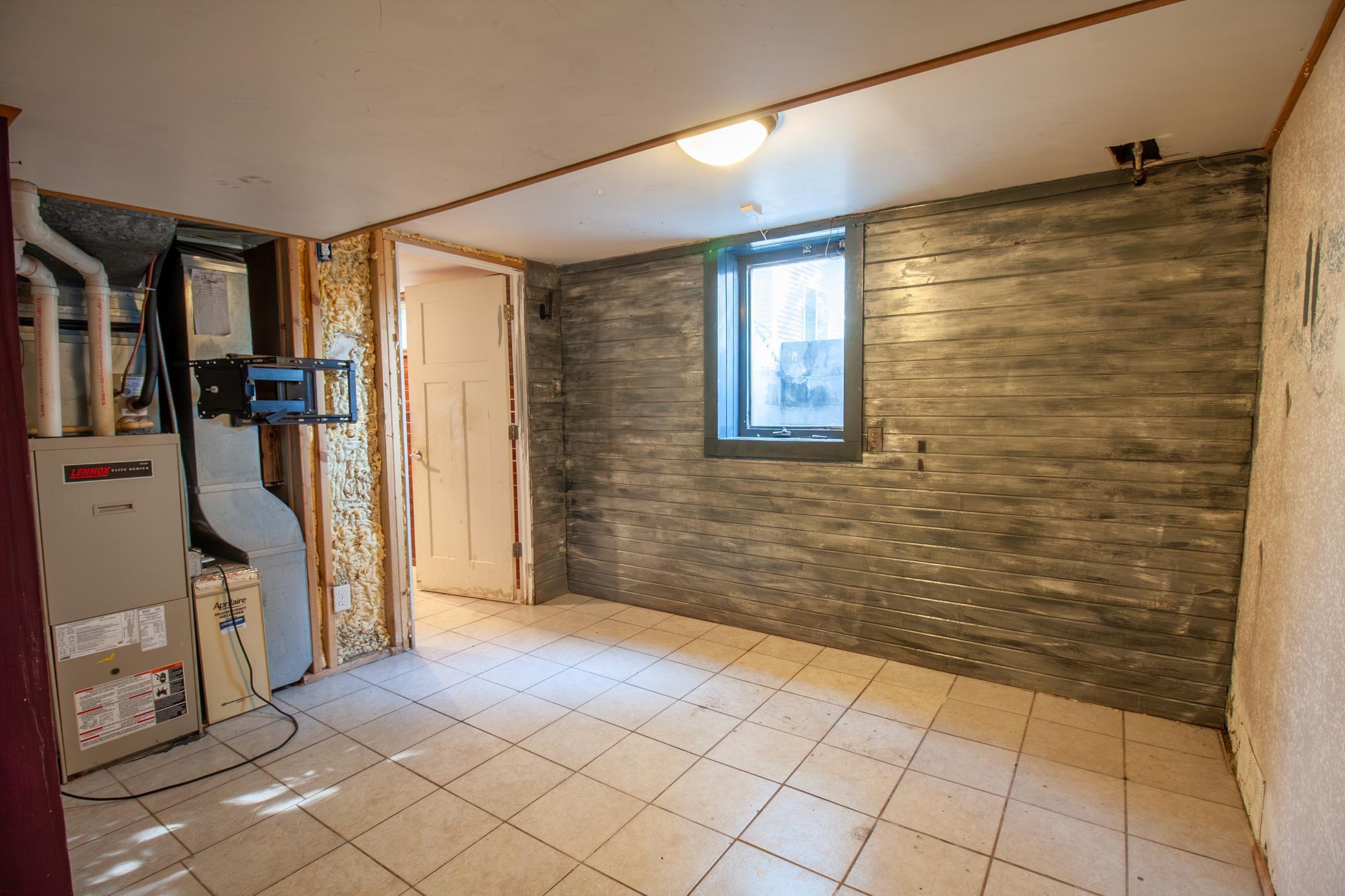 209 Cleveland Avenue E Property Photo 32