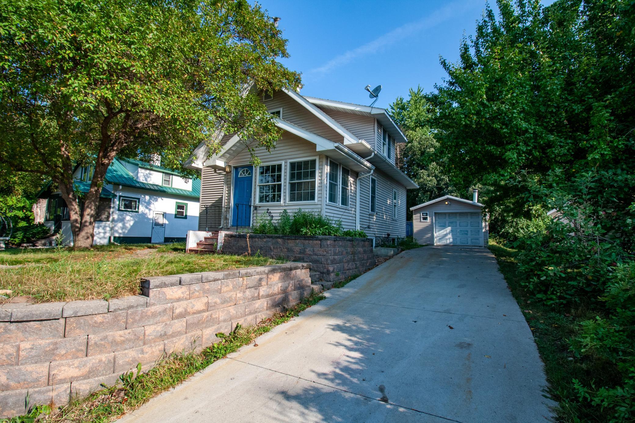 209 Cleveland Avenue E Property Photo 48