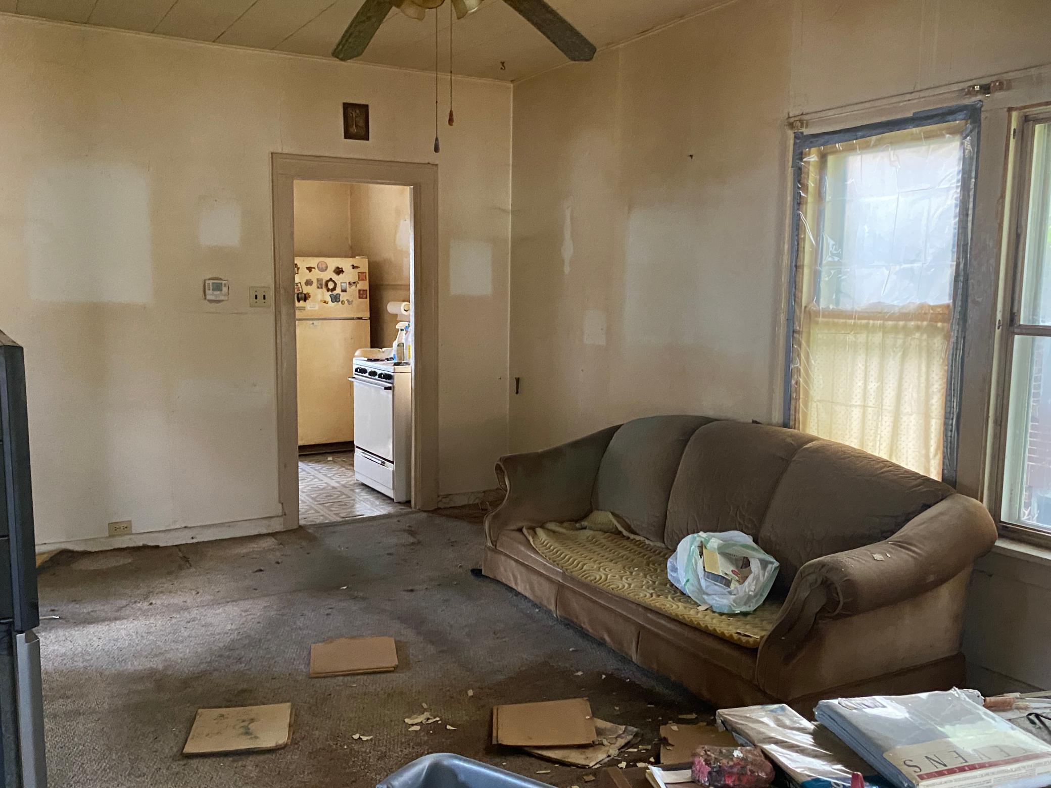 113 S 6th Avenue Property Photo 3