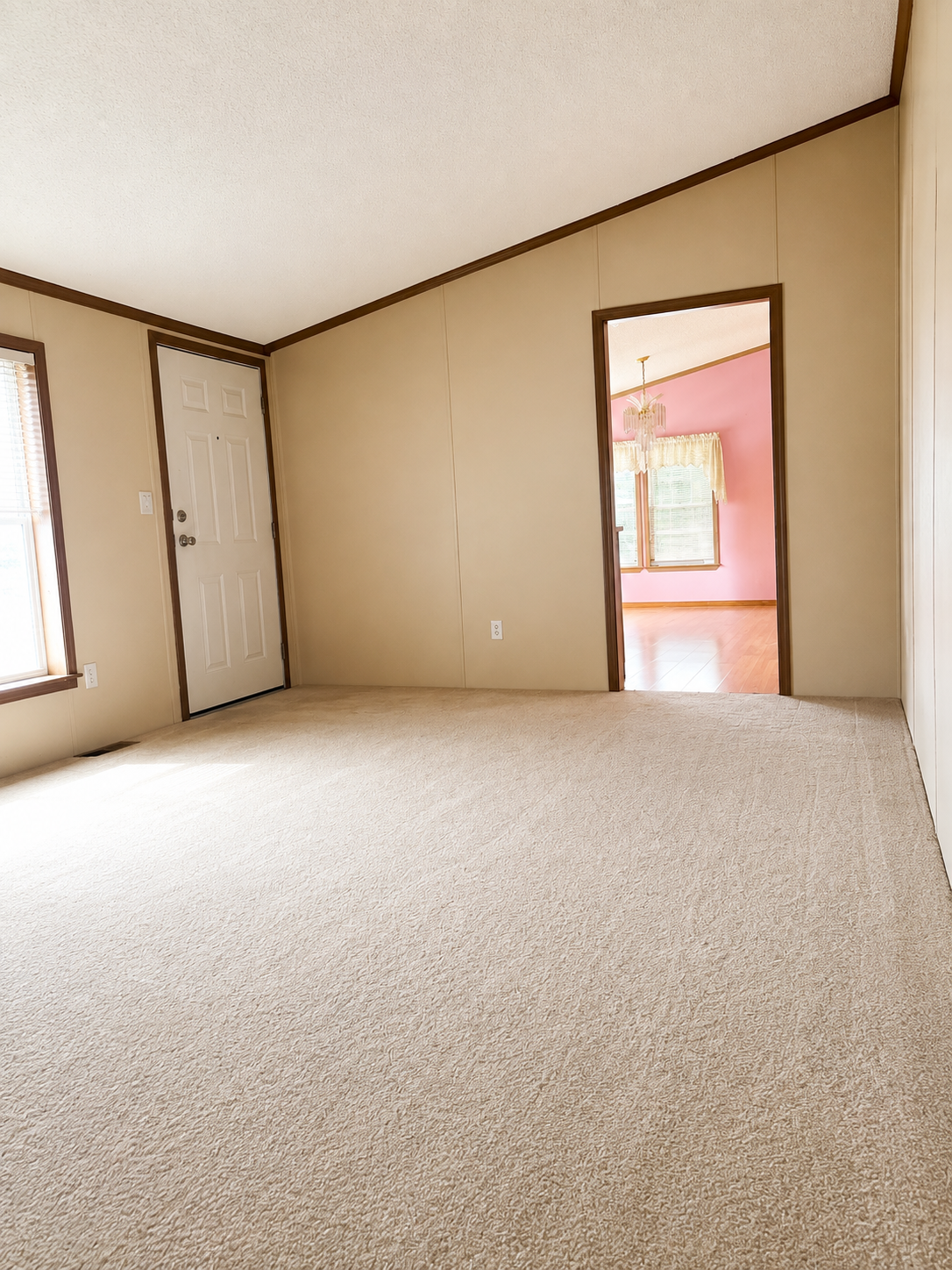150 Star Circle Property Photo 4