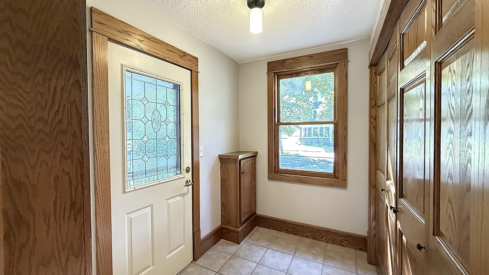 910 N 5th Street Property Photo 5