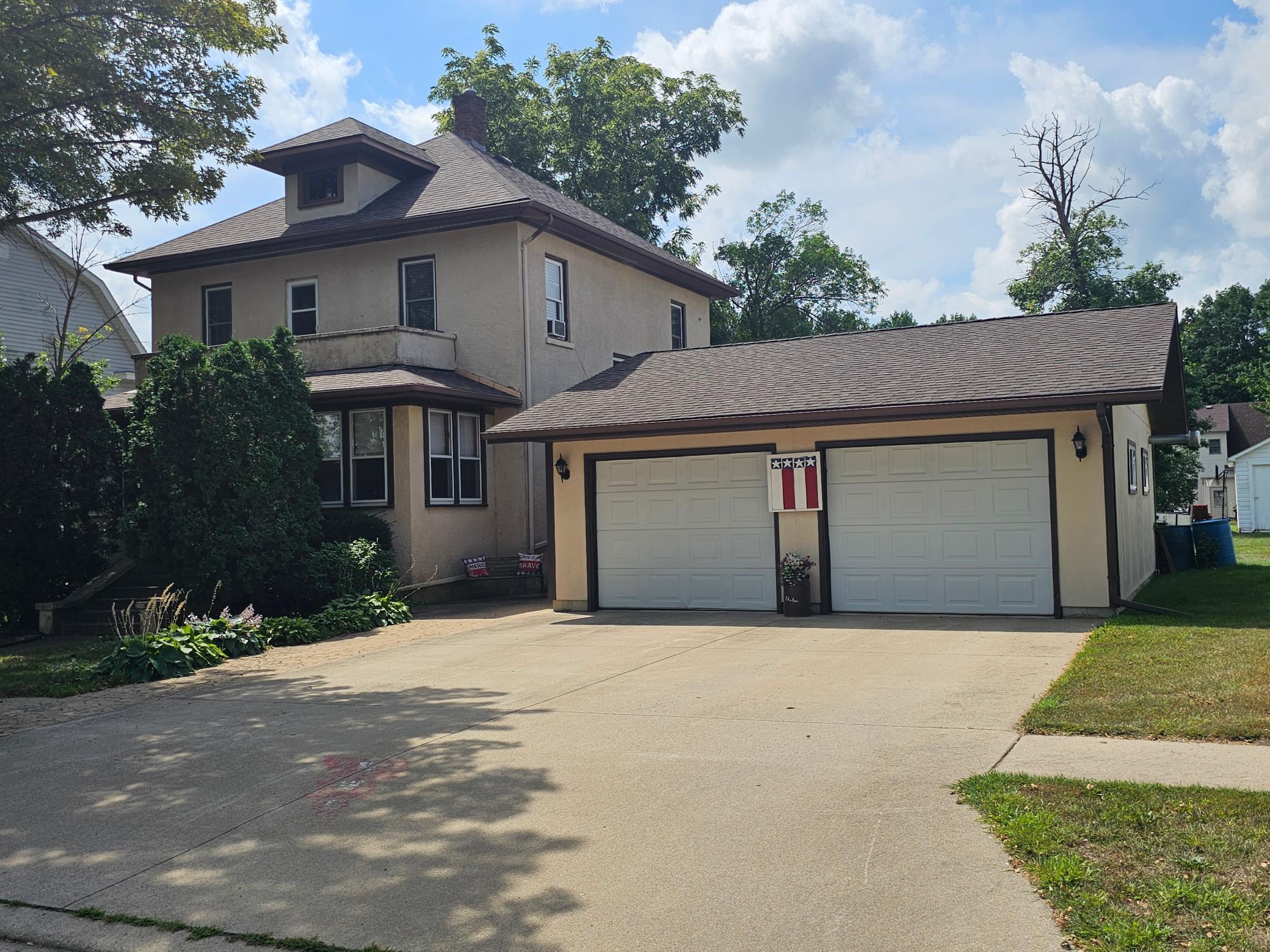 824 Adams Avenue Property Photo 1