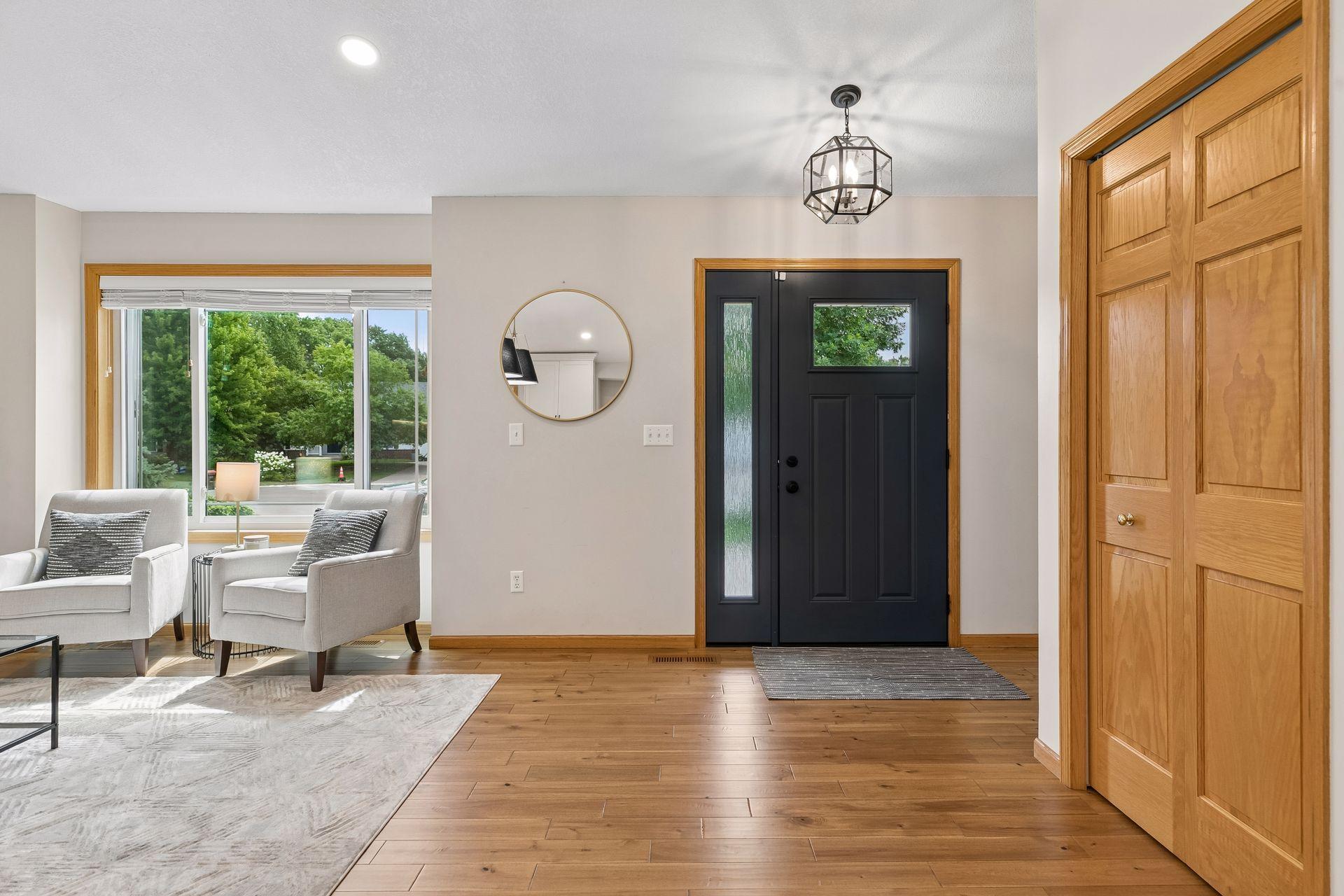 10362 Fox Run Road Property Photo 3