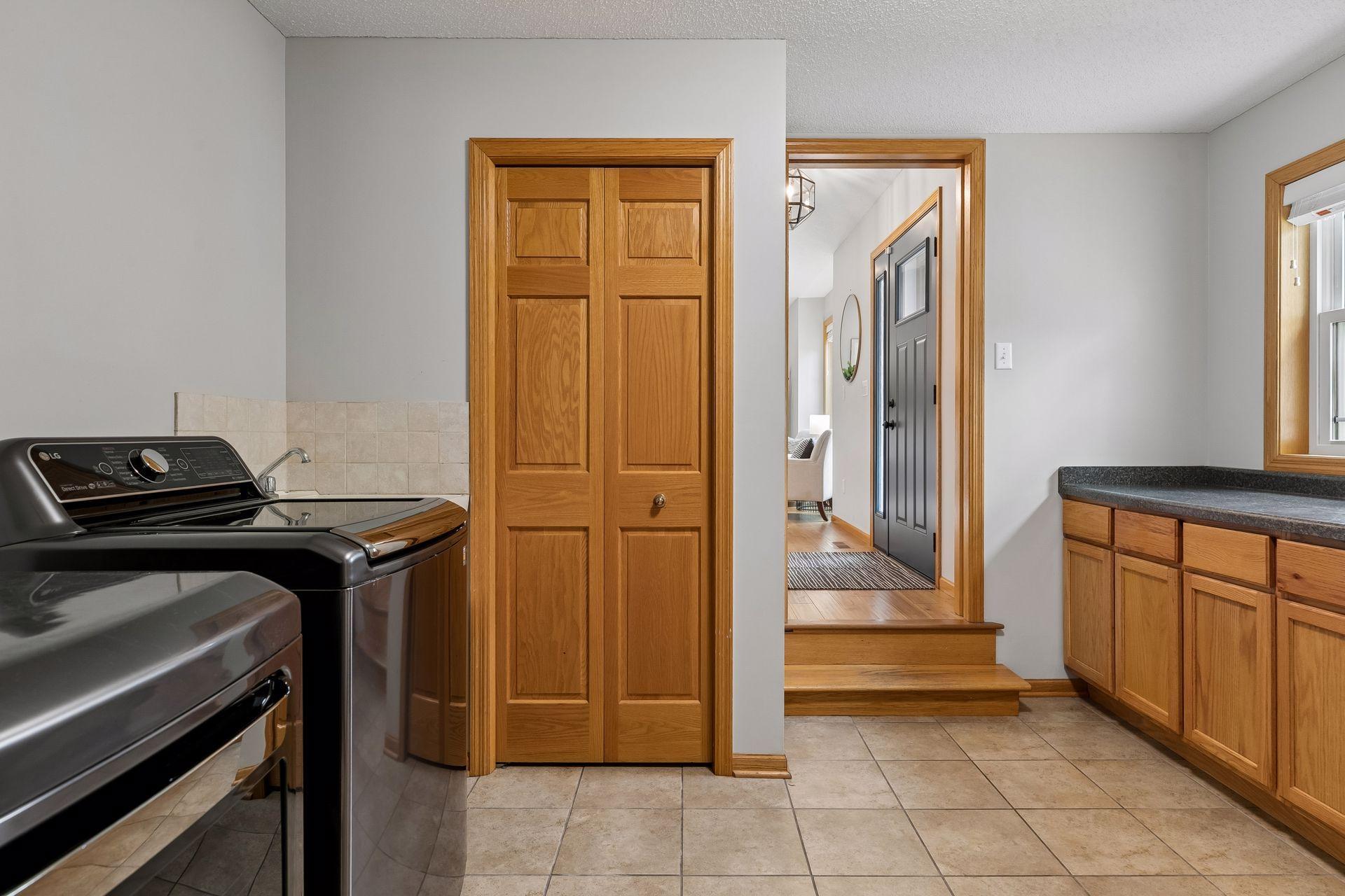 10362 Fox Run Road Property Photo 24