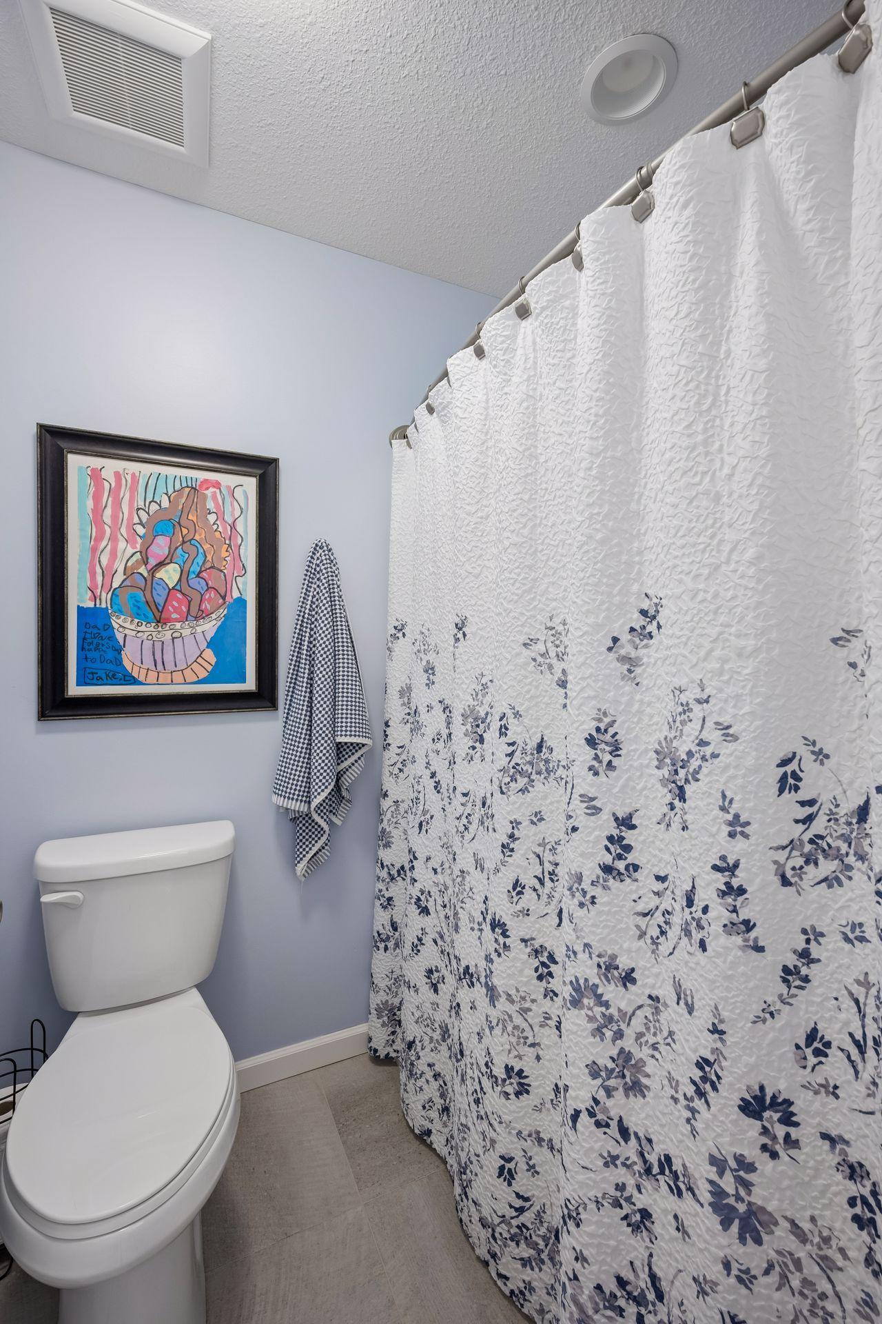 7152 Walnut Grove Lane N Property Photo 25