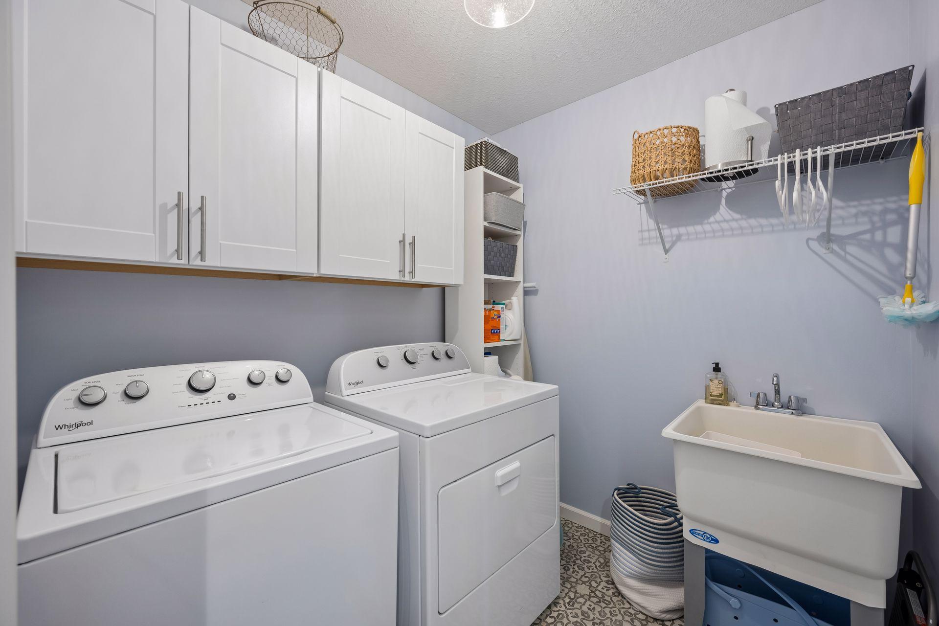 7152 Walnut Grove Lane N Property Photo 26