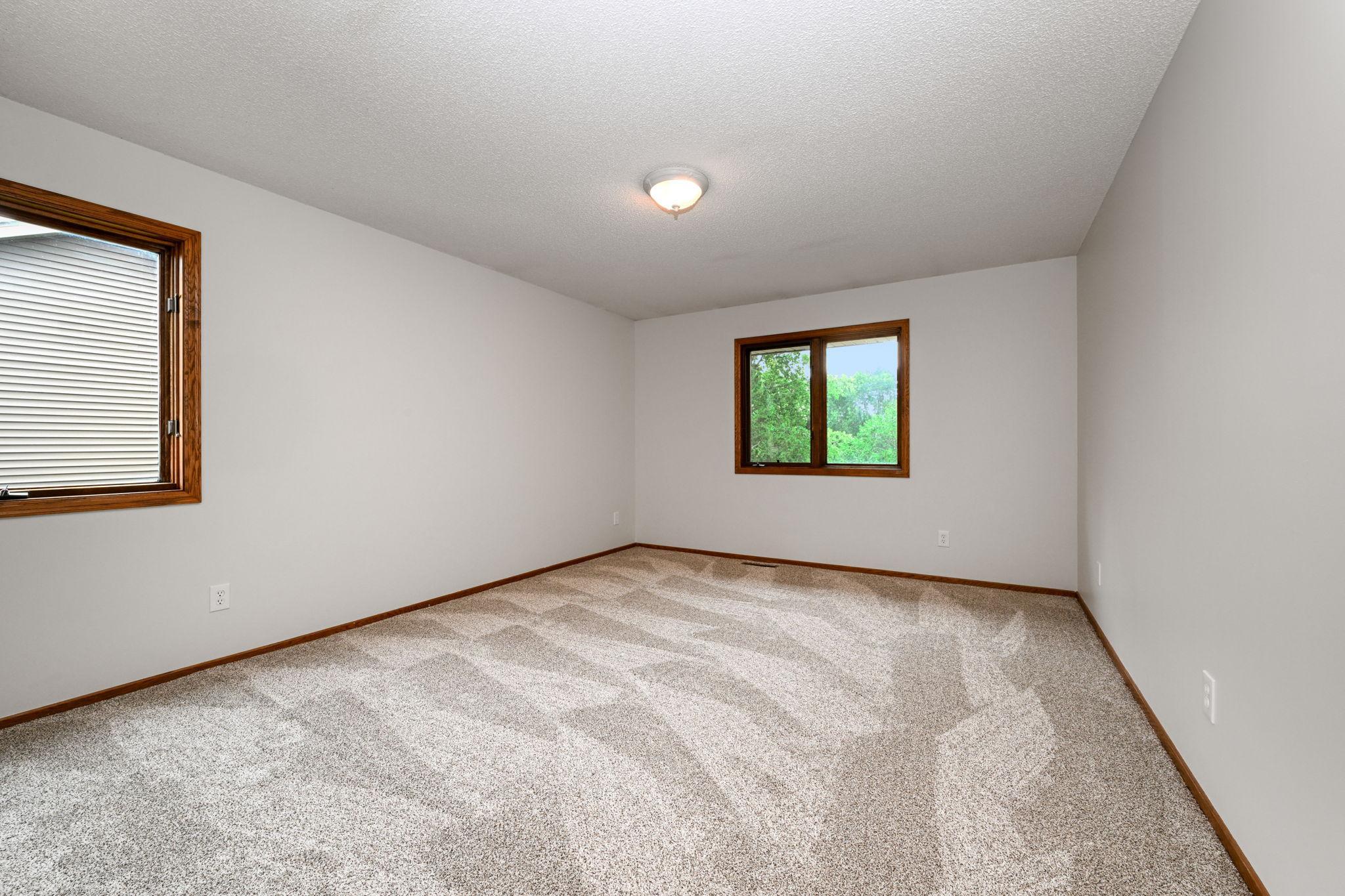 14624 Hanover Lane Property Photo 13