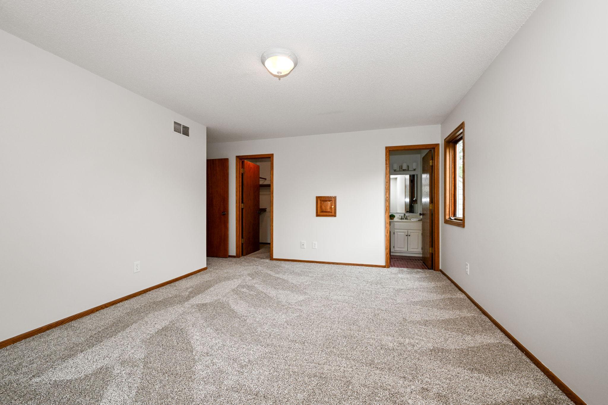 14624 Hanover Lane Property Photo 14