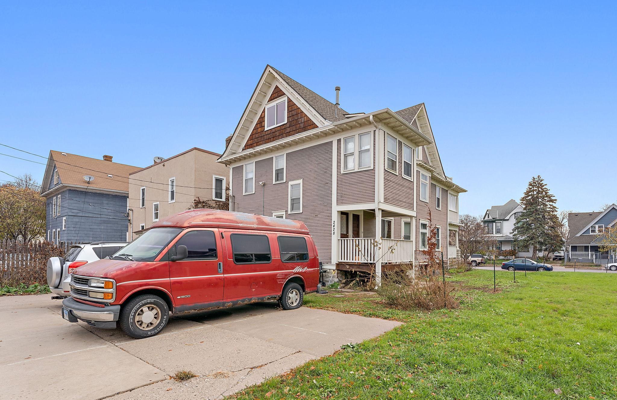 2428 Chicago Avenue 2 Property Photo 31