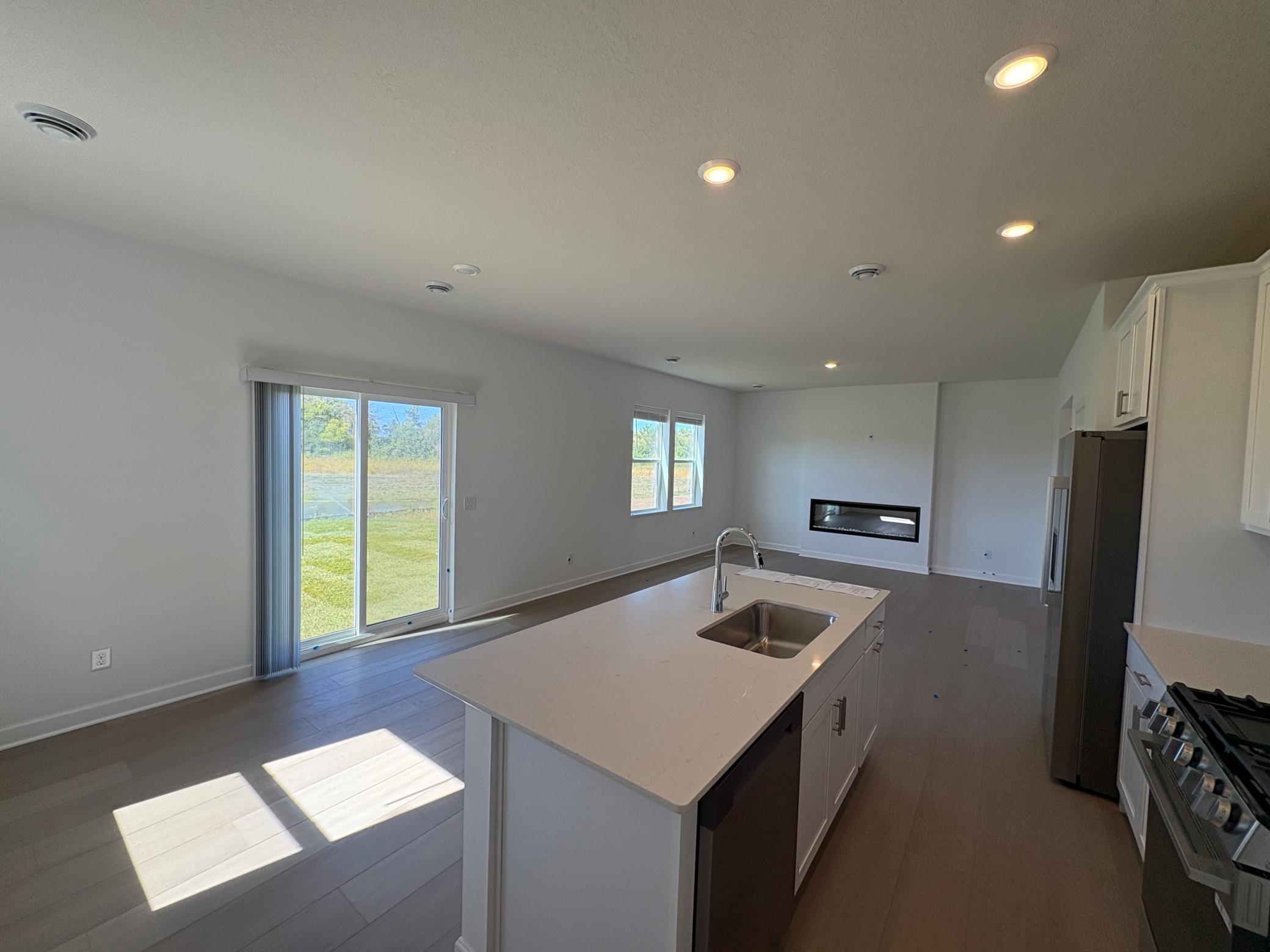 21745 Rose Drive Property Photo 2