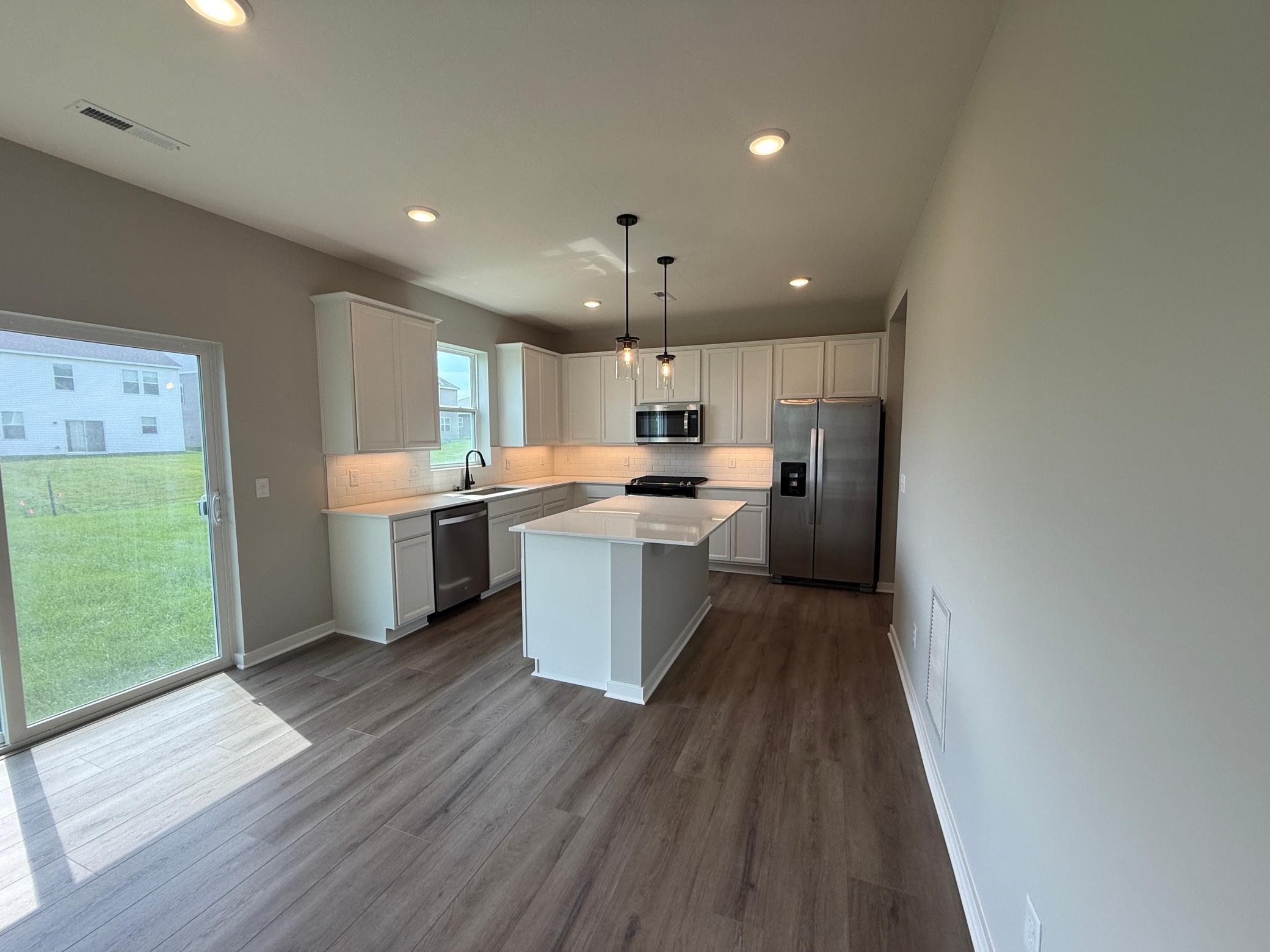 15016 Athenry Bay Property Photo 8