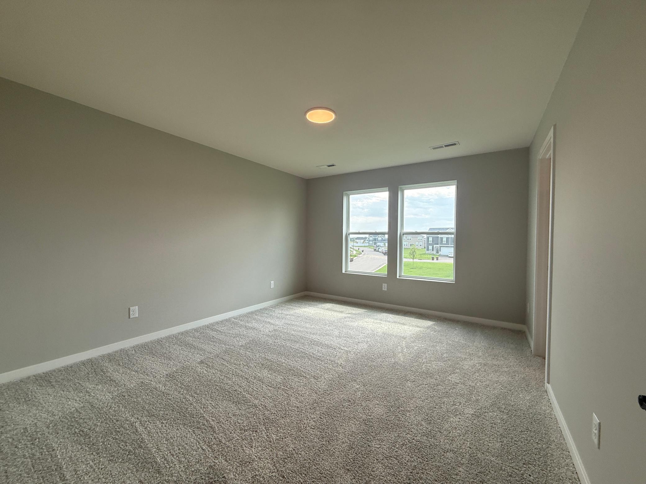 15016 Athenry Bay Property Photo 13