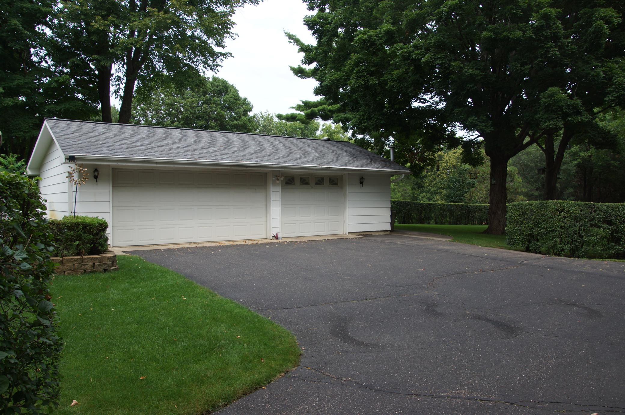 5065 Hooper Lake Road Property Photo 6
