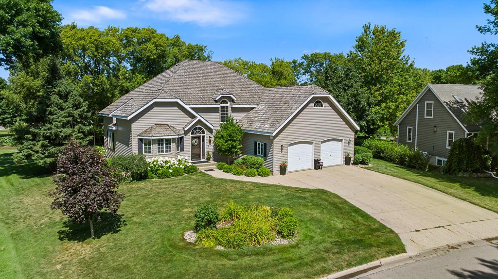 1203 Parkside Drive Property Photo 6