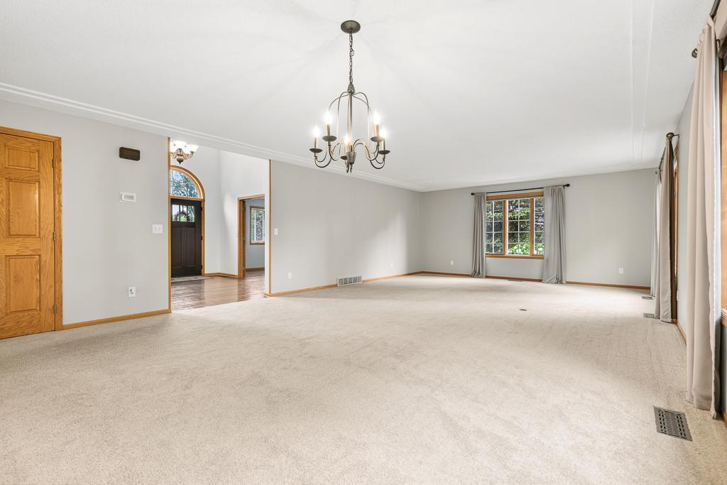 1203 Parkside Drive Property Photo 24