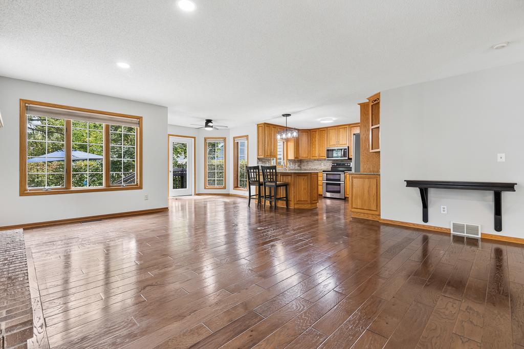 1203 Parkside Drive Property Photo 29