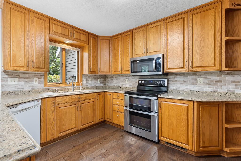 1203 Parkside Drive Property Photo 34
