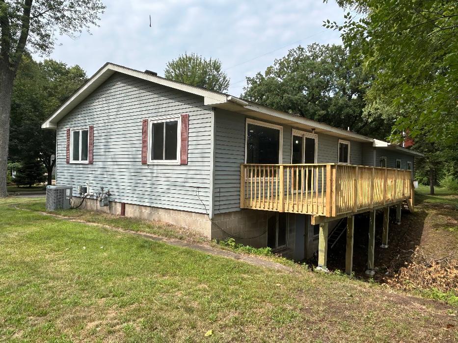 315 Front Street Property Photo 3