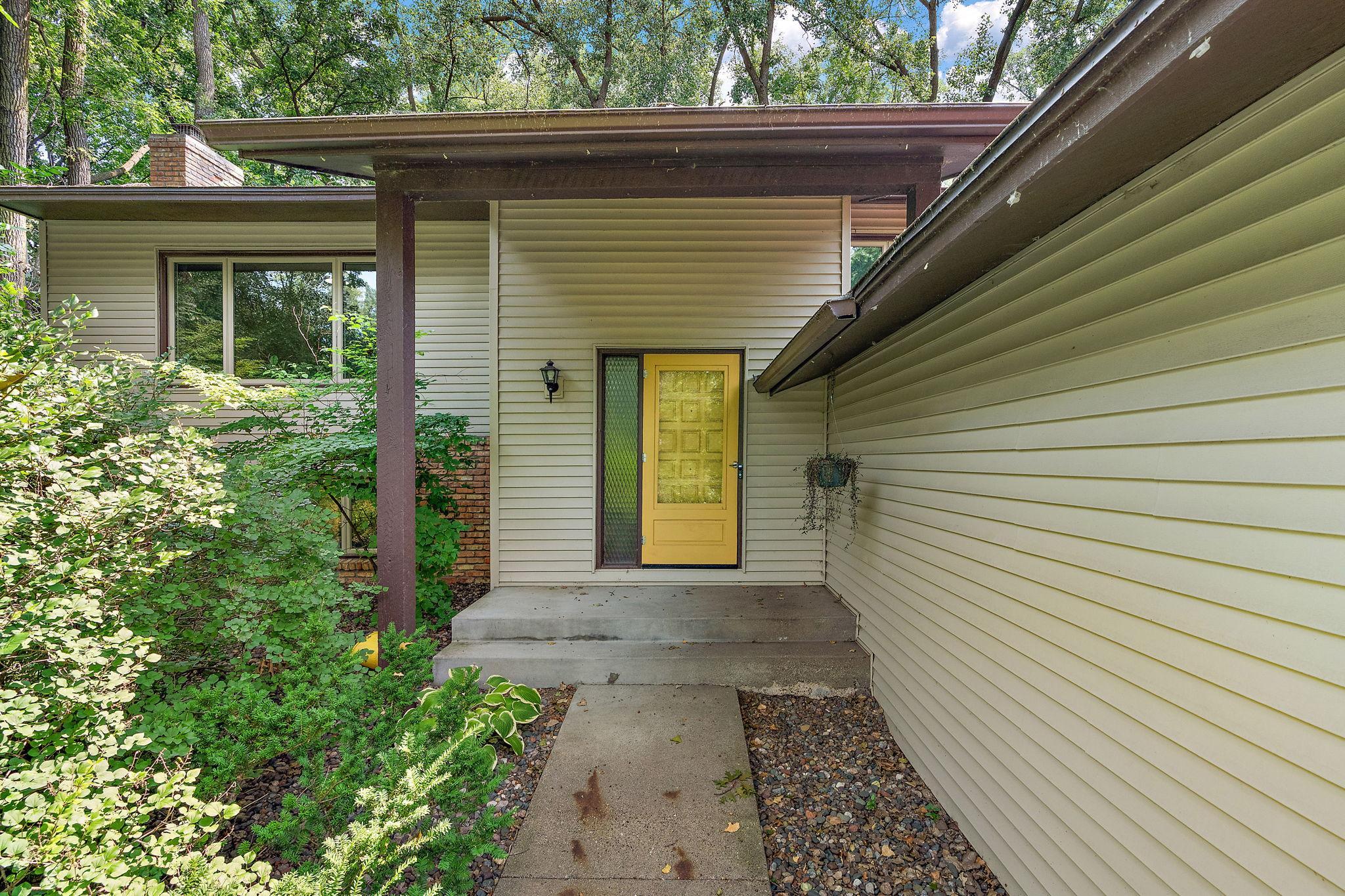 2101 Sheridan Hills Road Property Photo 3
