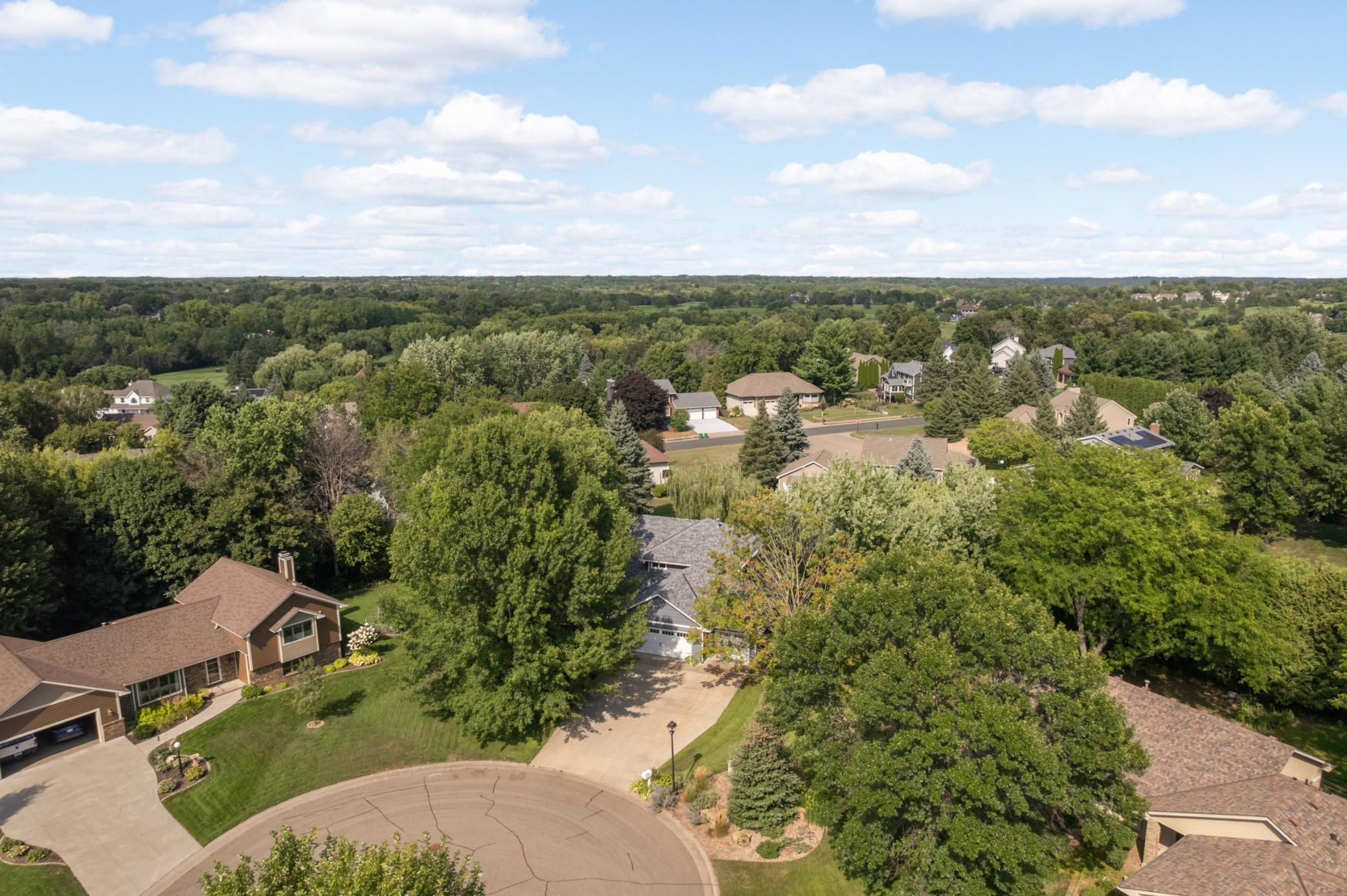 2260 Walnut Creek Drive W Property Photo 3