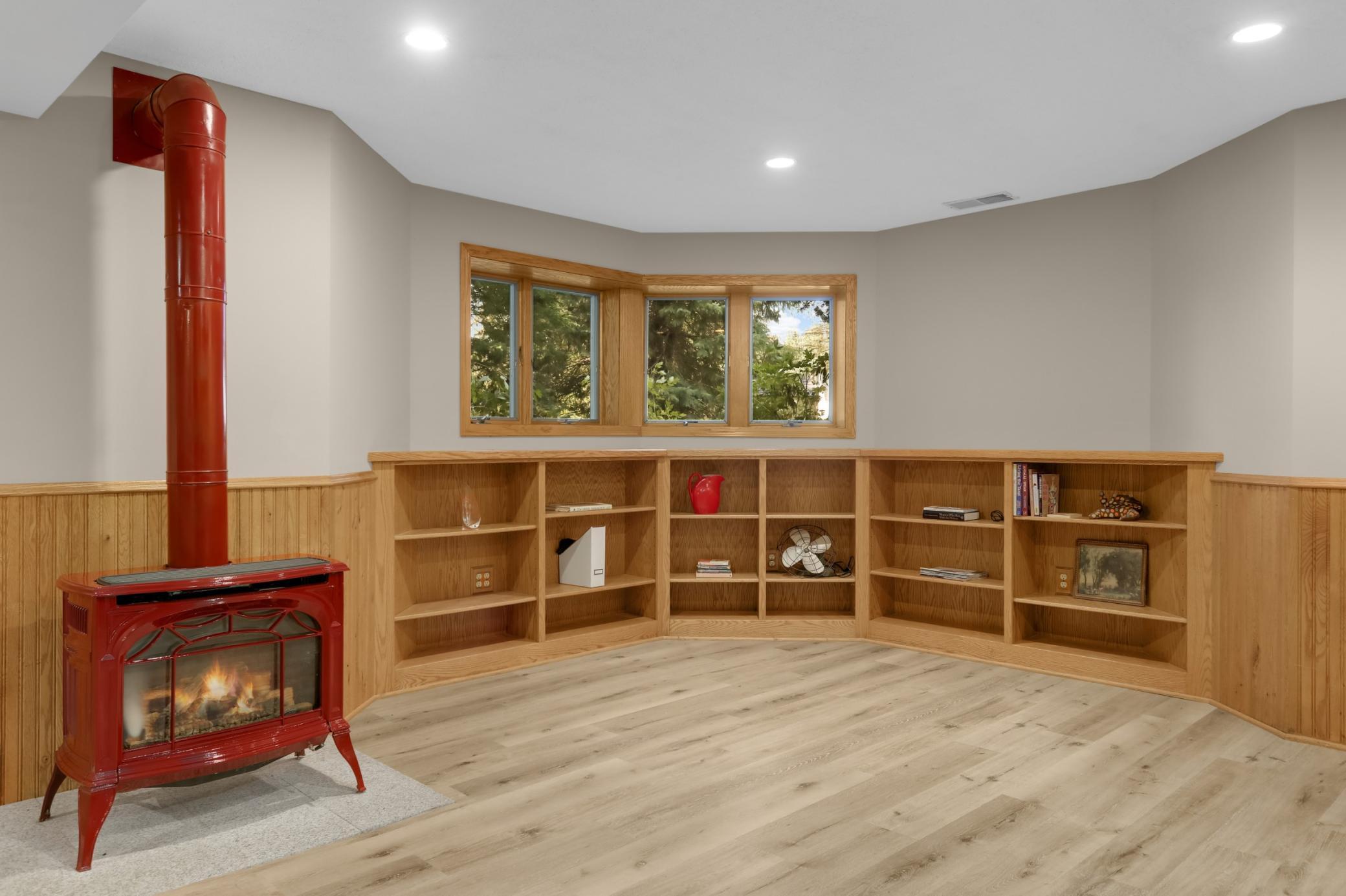 2260 Walnut Creek Drive W Property Photo 33
