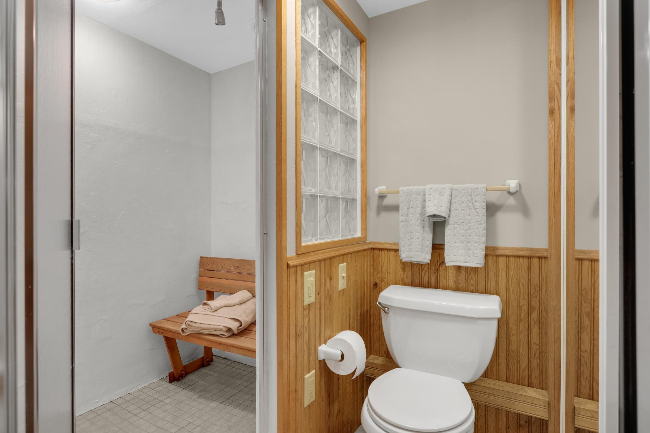 2260 Walnut Creek Drive W Property Photo 38