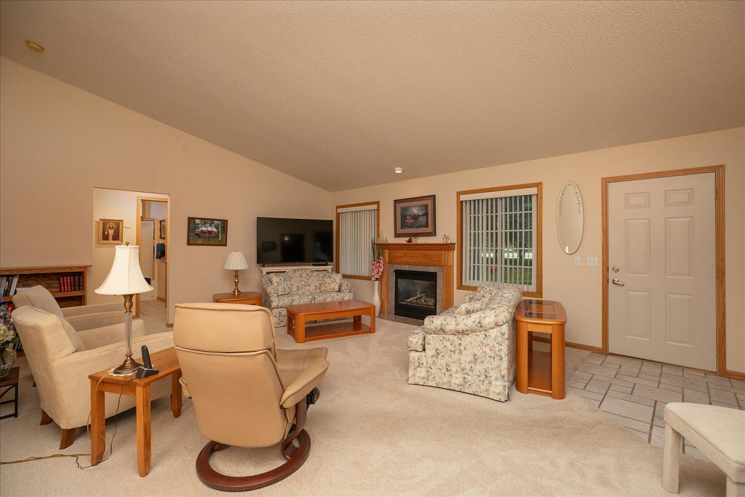 1895 Waterford Place Sw Property Photo 5