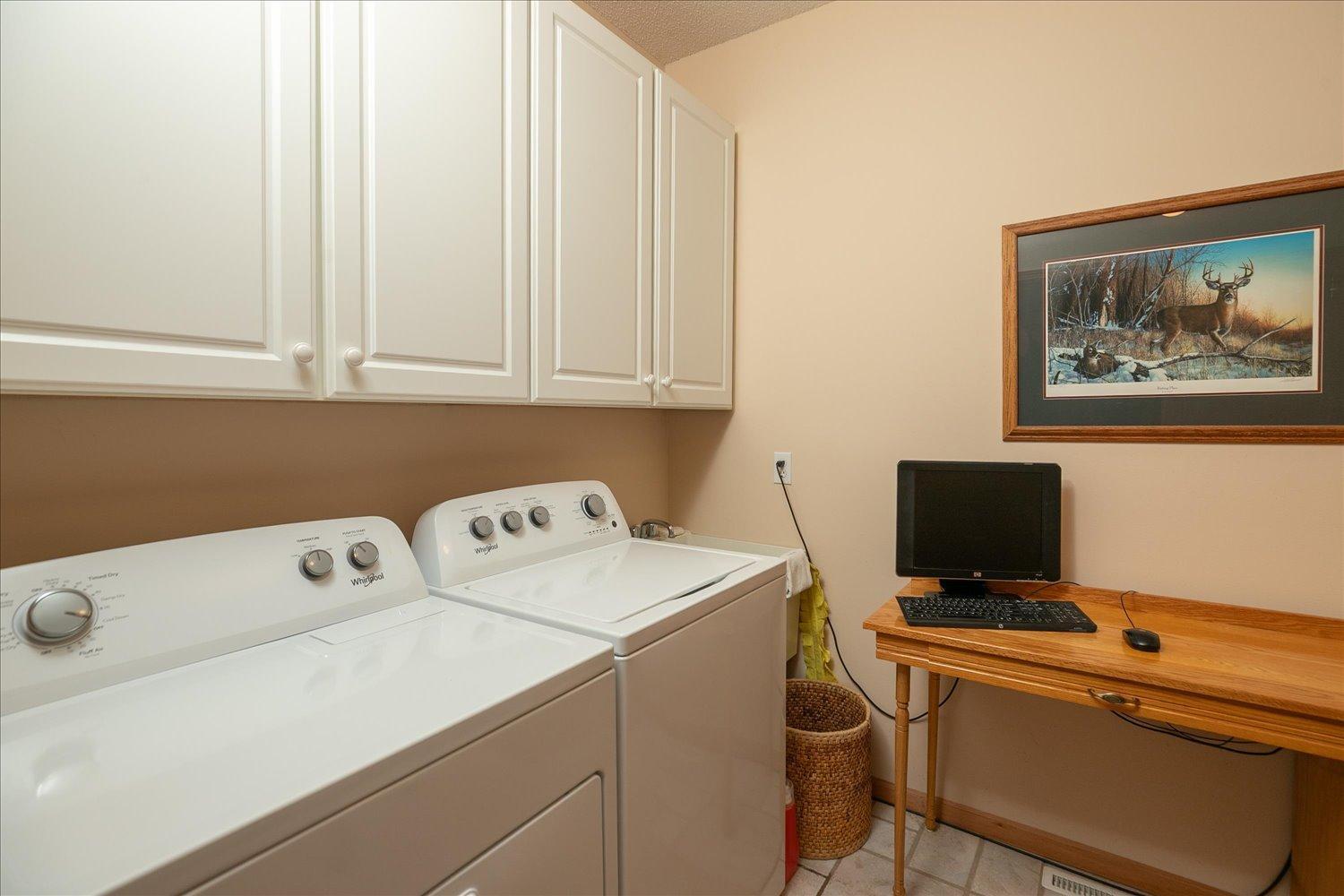 1895 Waterford Place Sw Property Photo 16