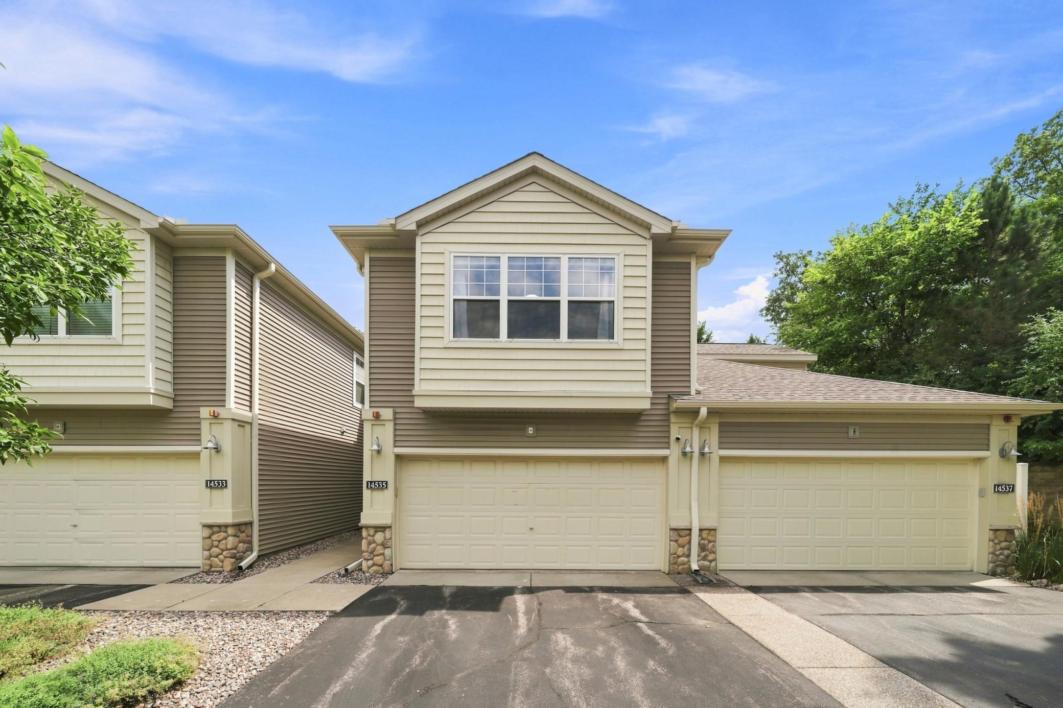 14535 Quebec Avenue Property Photo 2