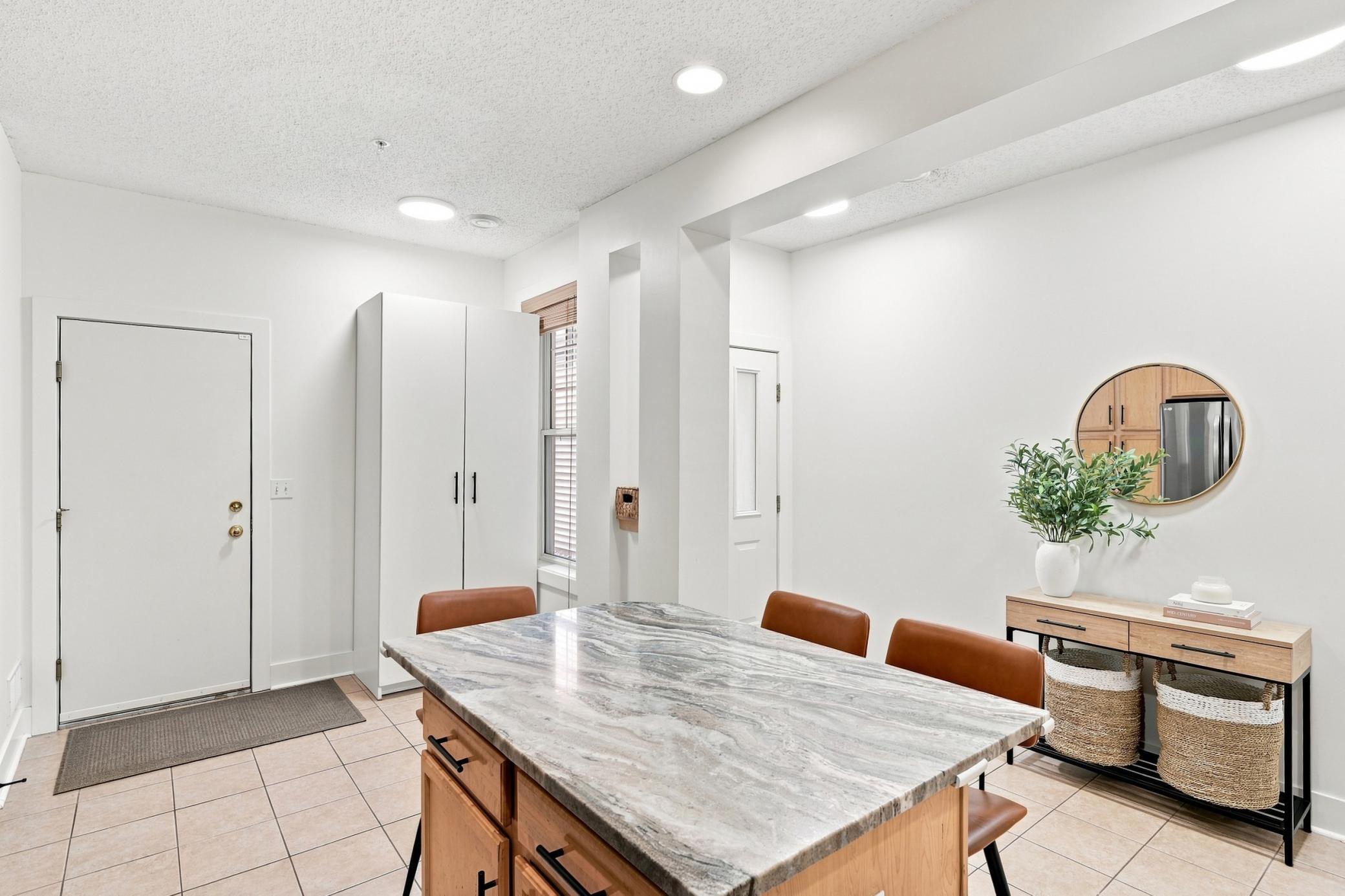 14535 Quebec Avenue Property Photo 6