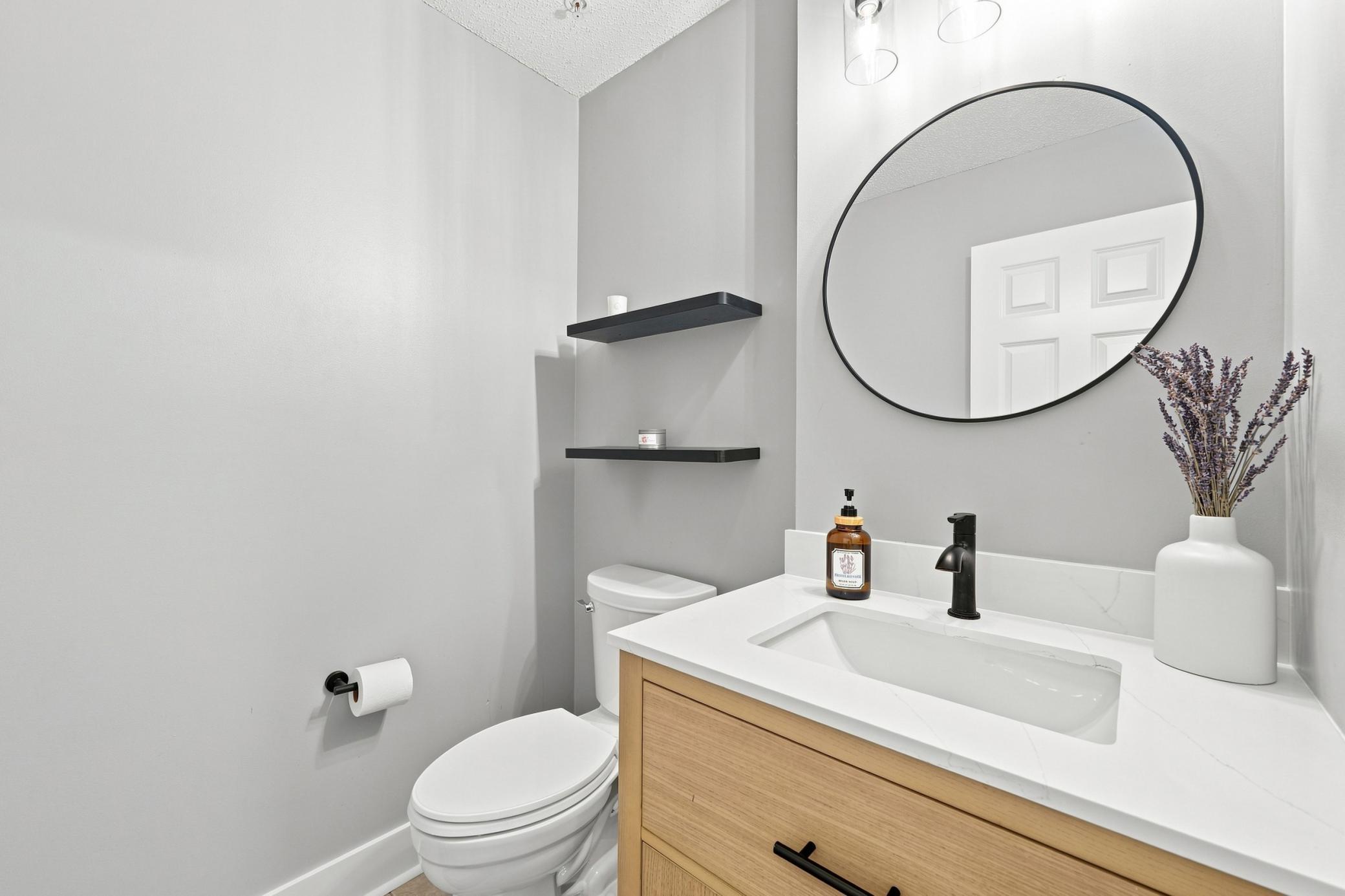 14535 Quebec Avenue Property Photo 7