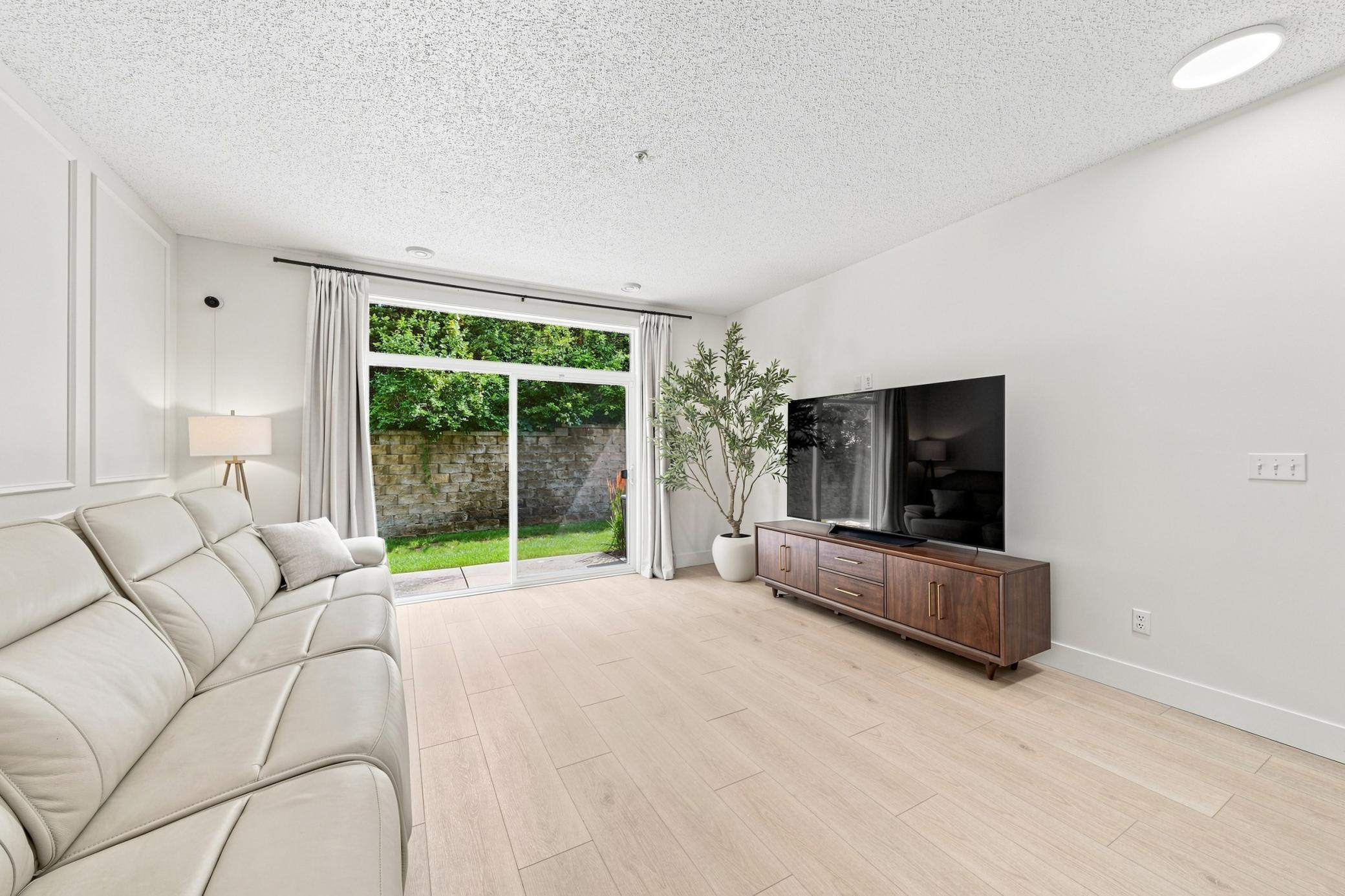 14535 Quebec Avenue Property Photo 14