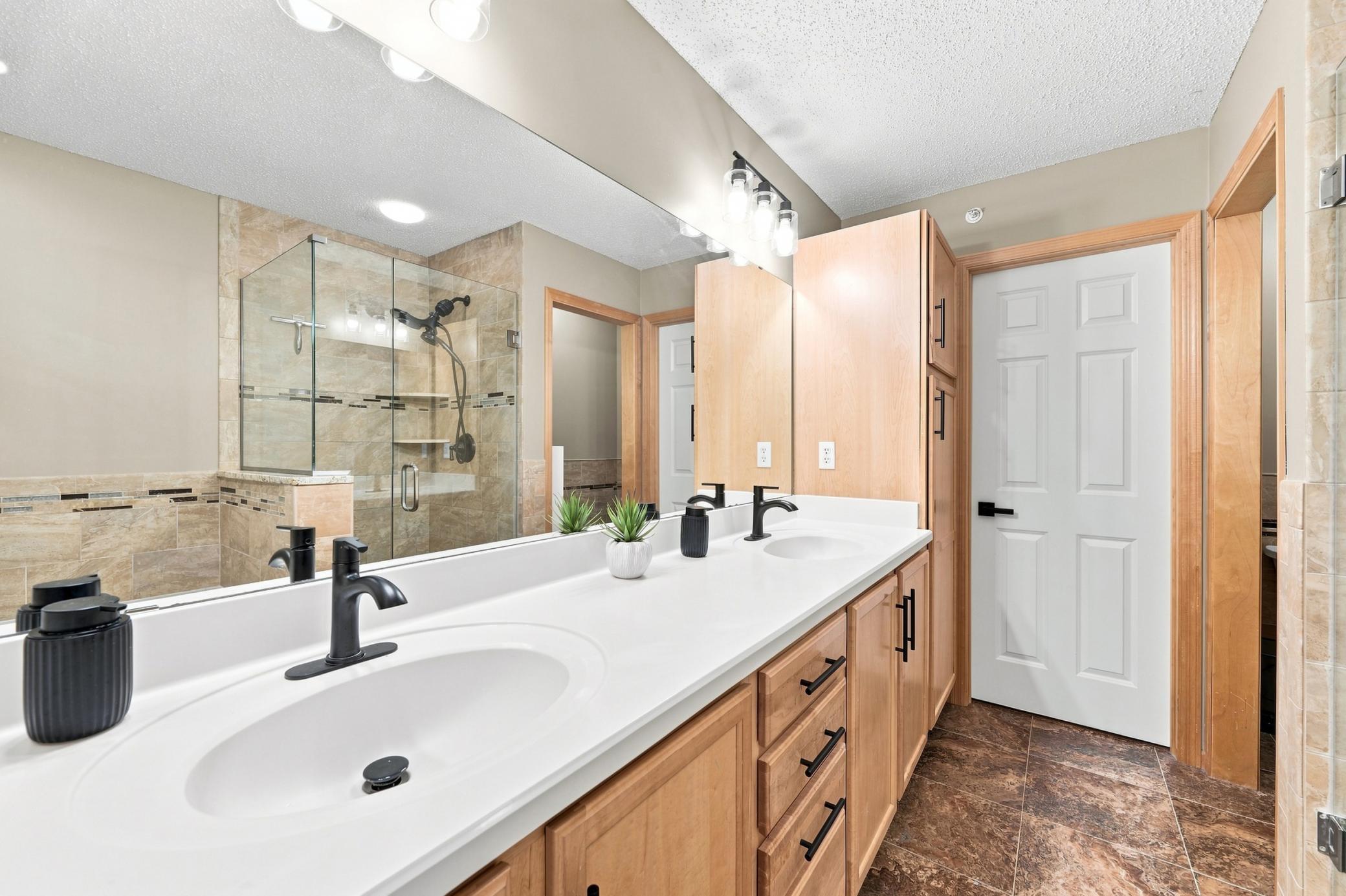 14535 Quebec Avenue Property Photo 25